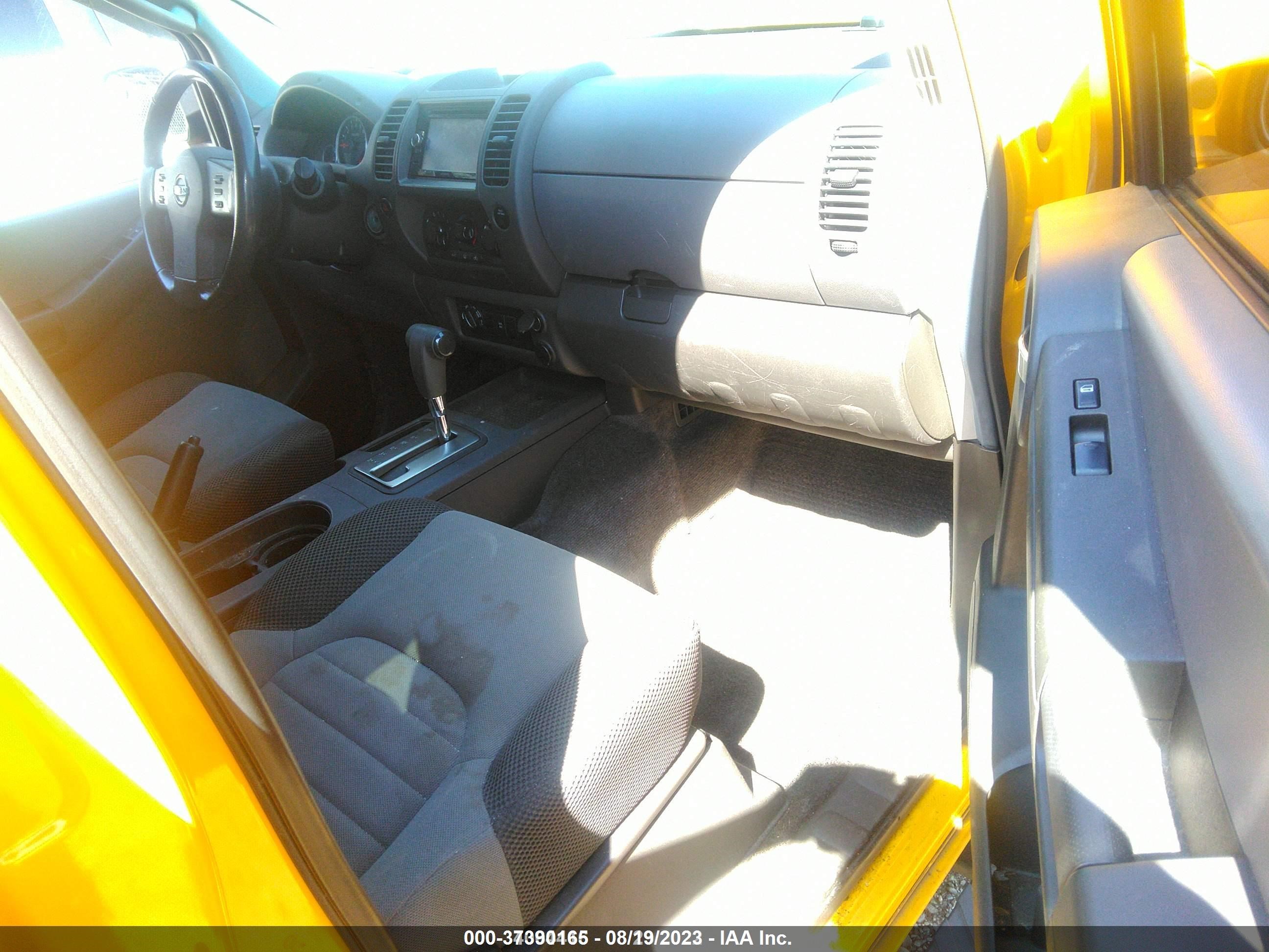 Photo 4 VIN: 5N1AN08W65C613725 - NISSAN XTERRA 