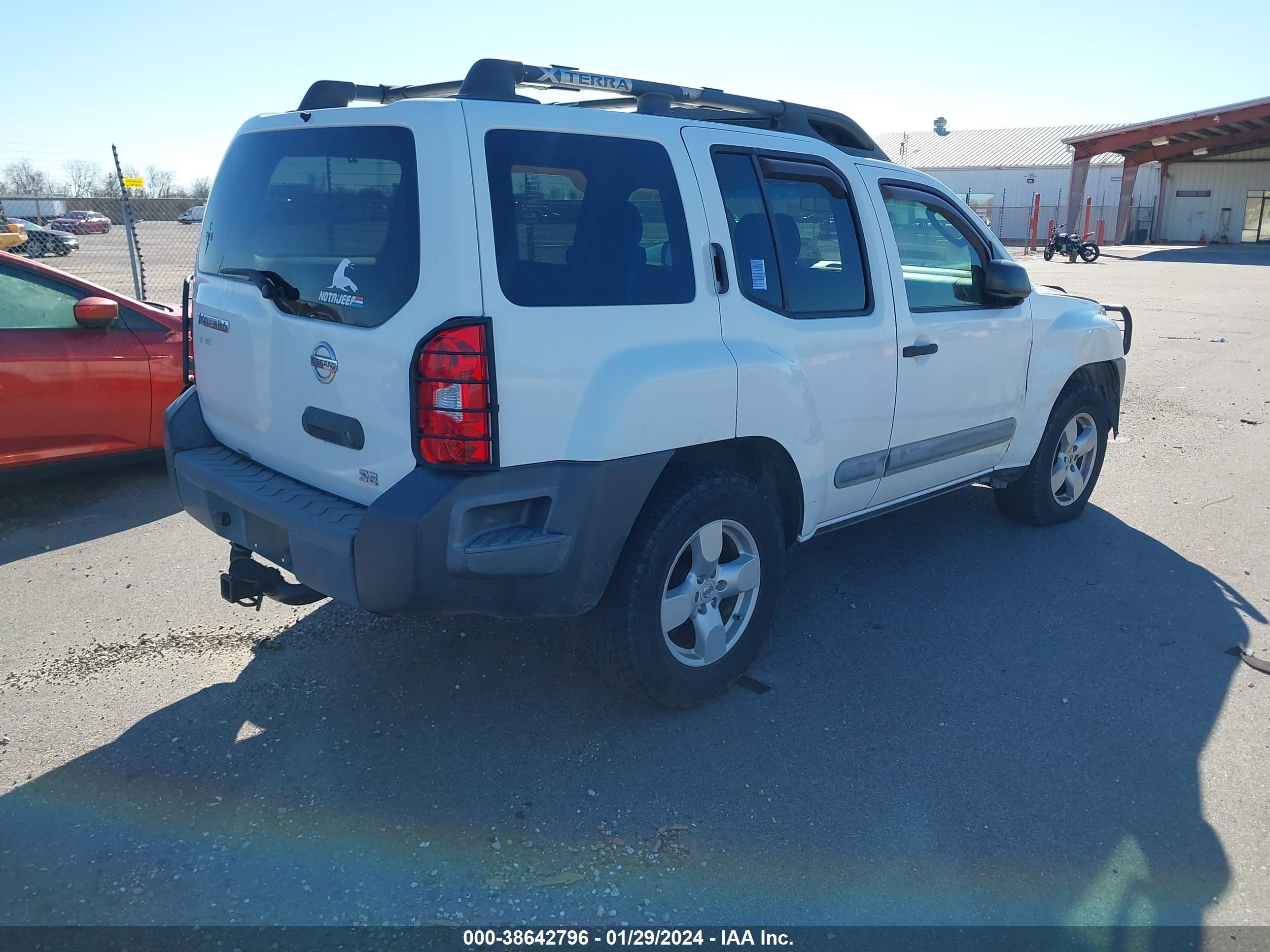 Photo 3 VIN: 5N1AN08W66C507924 - NISSAN XTERRA 