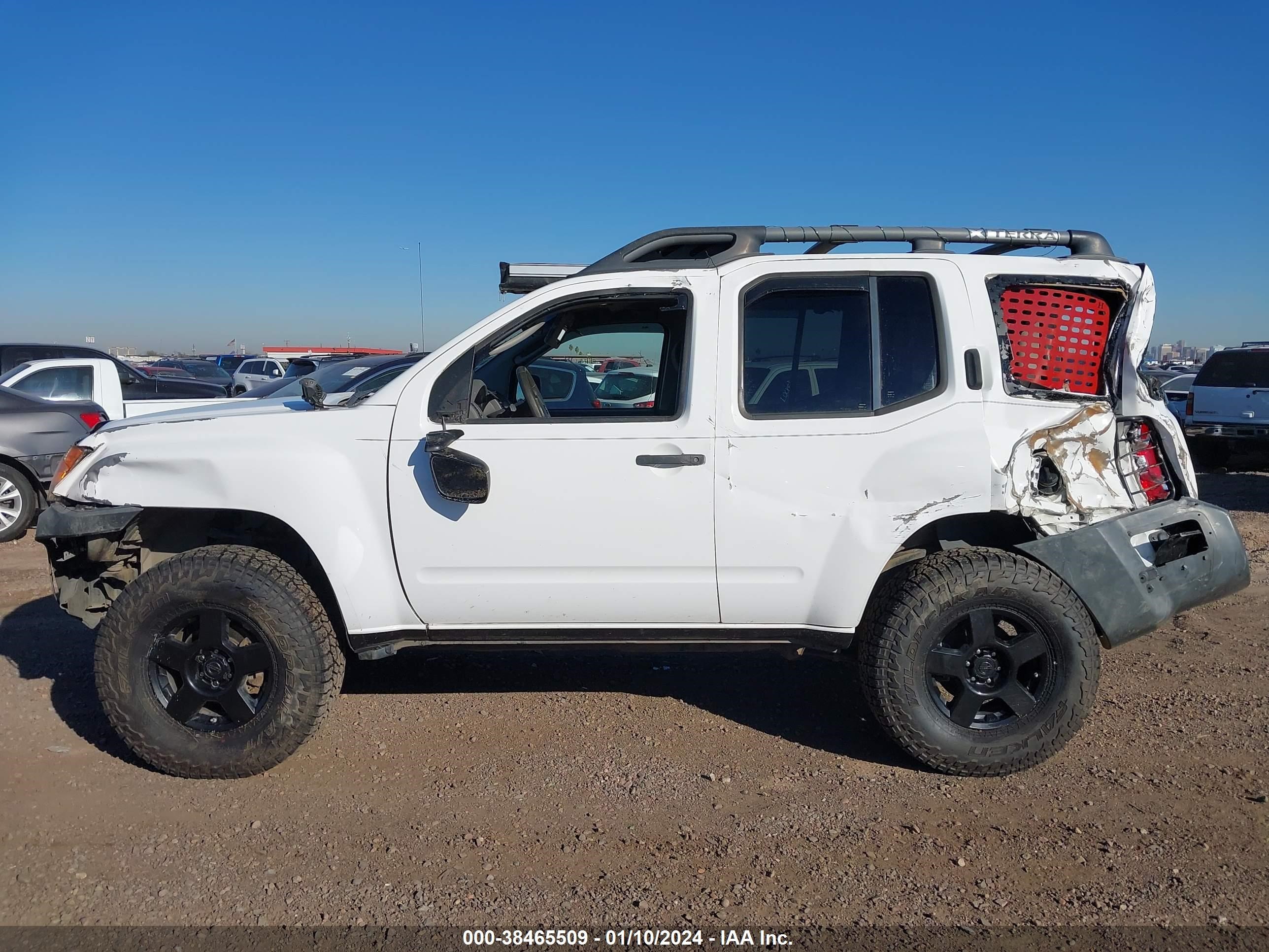 Photo 13 VIN: 5N1AN08W68C537623 - NISSAN XTERRA 