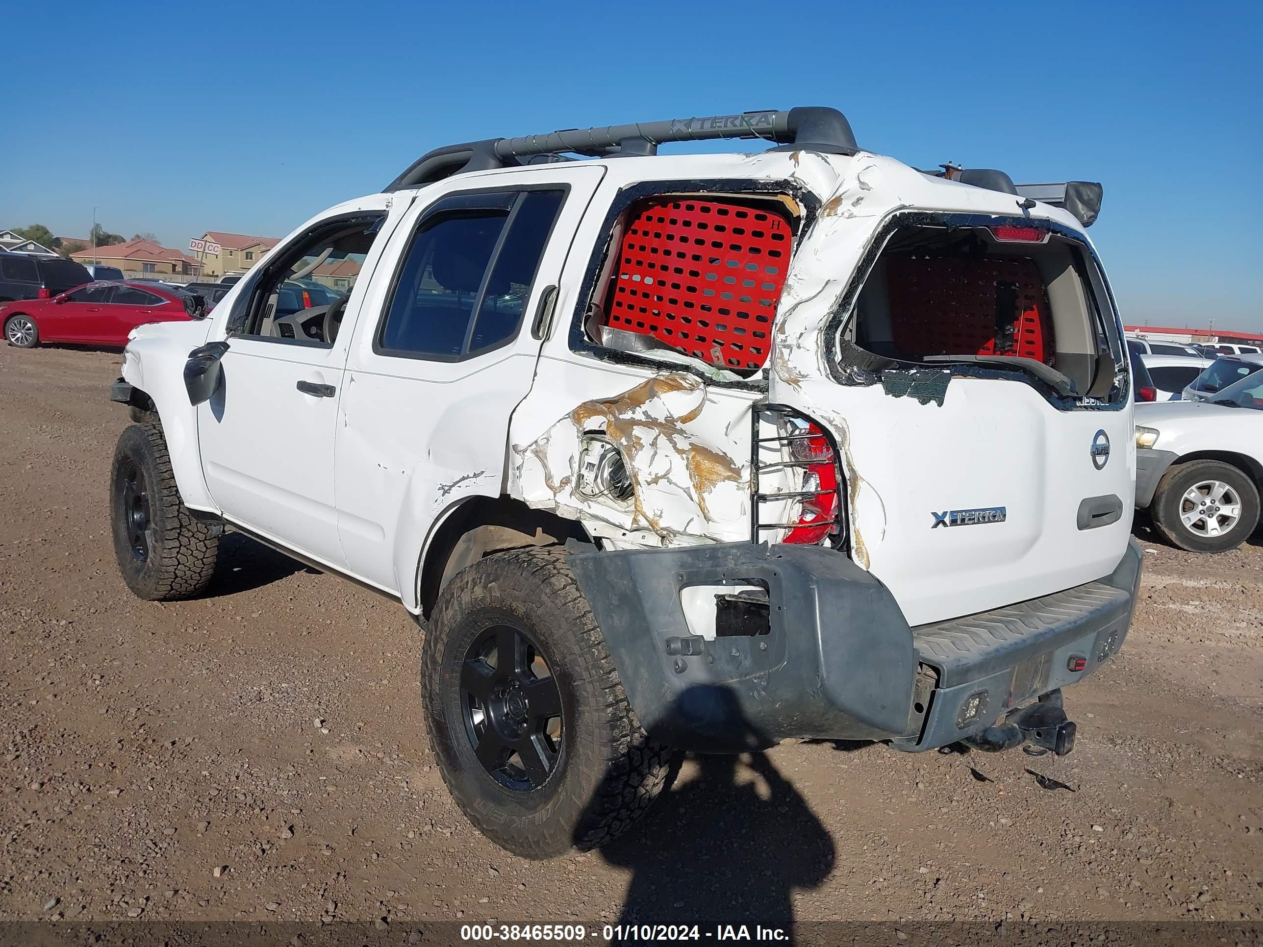 Photo 2 VIN: 5N1AN08W68C537623 - NISSAN XTERRA 