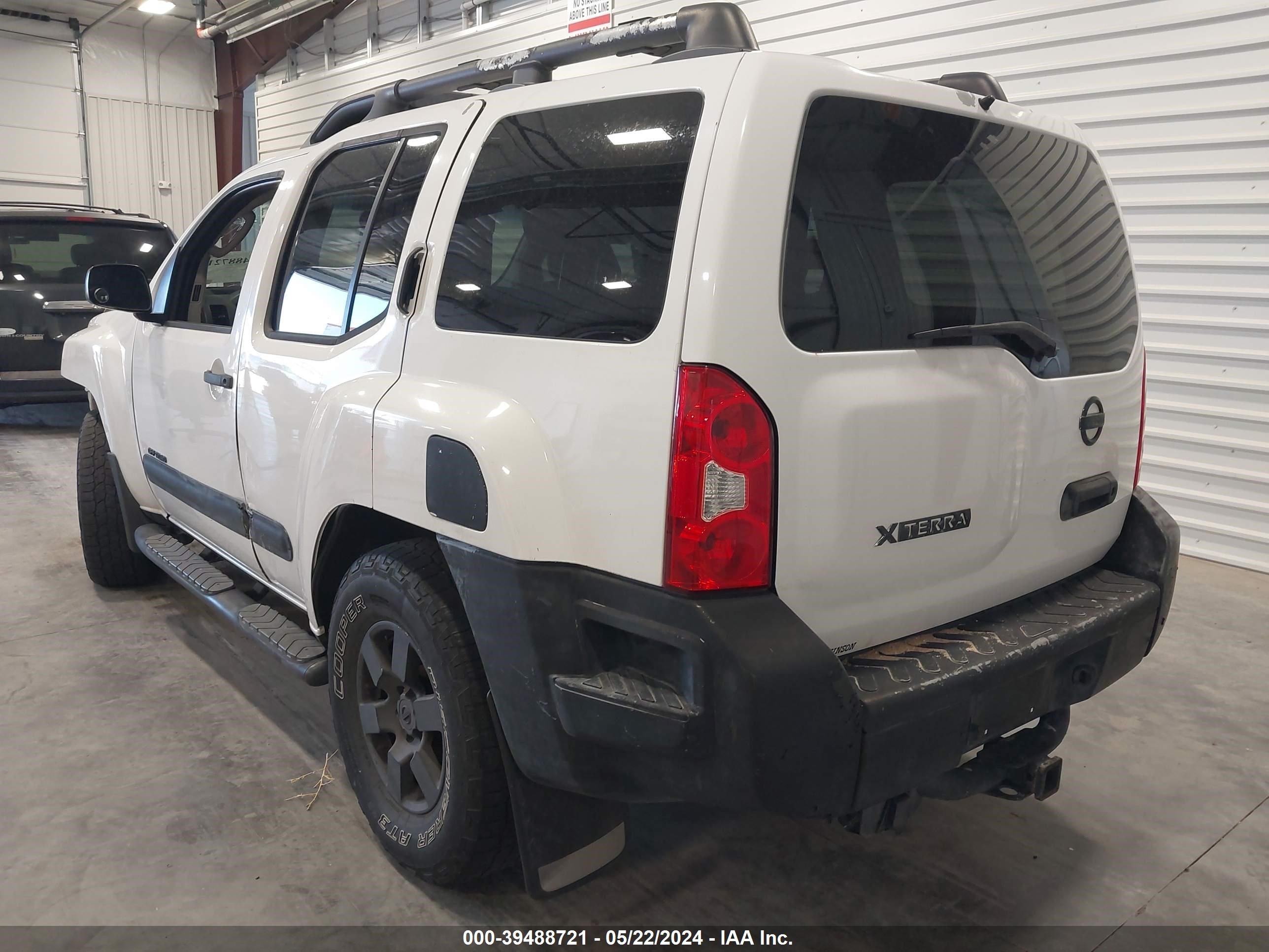 Photo 2 VIN: 5N1AN08W76C526689 - NISSAN XTERRA 