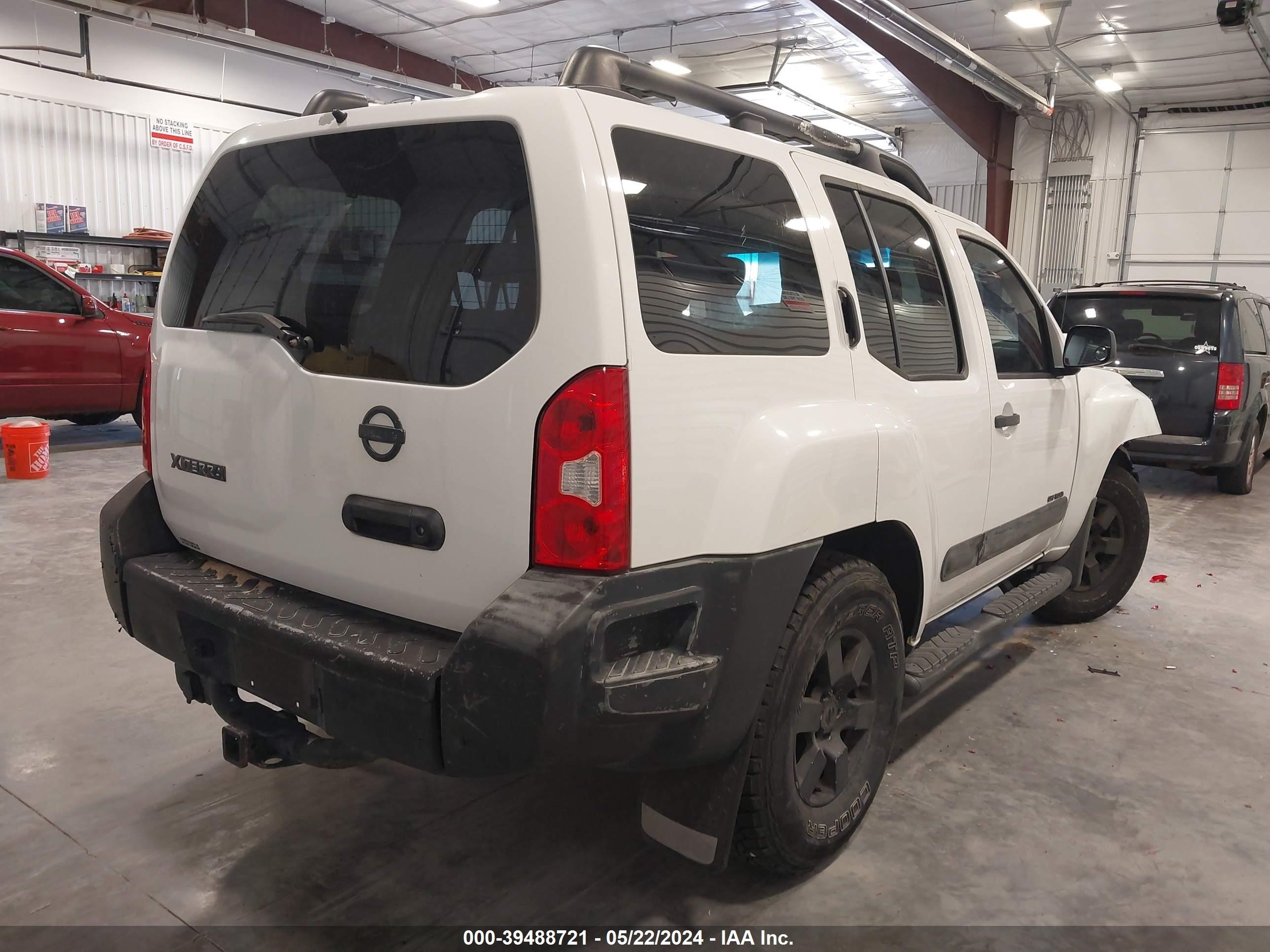 Photo 3 VIN: 5N1AN08W76C526689 - NISSAN XTERRA 