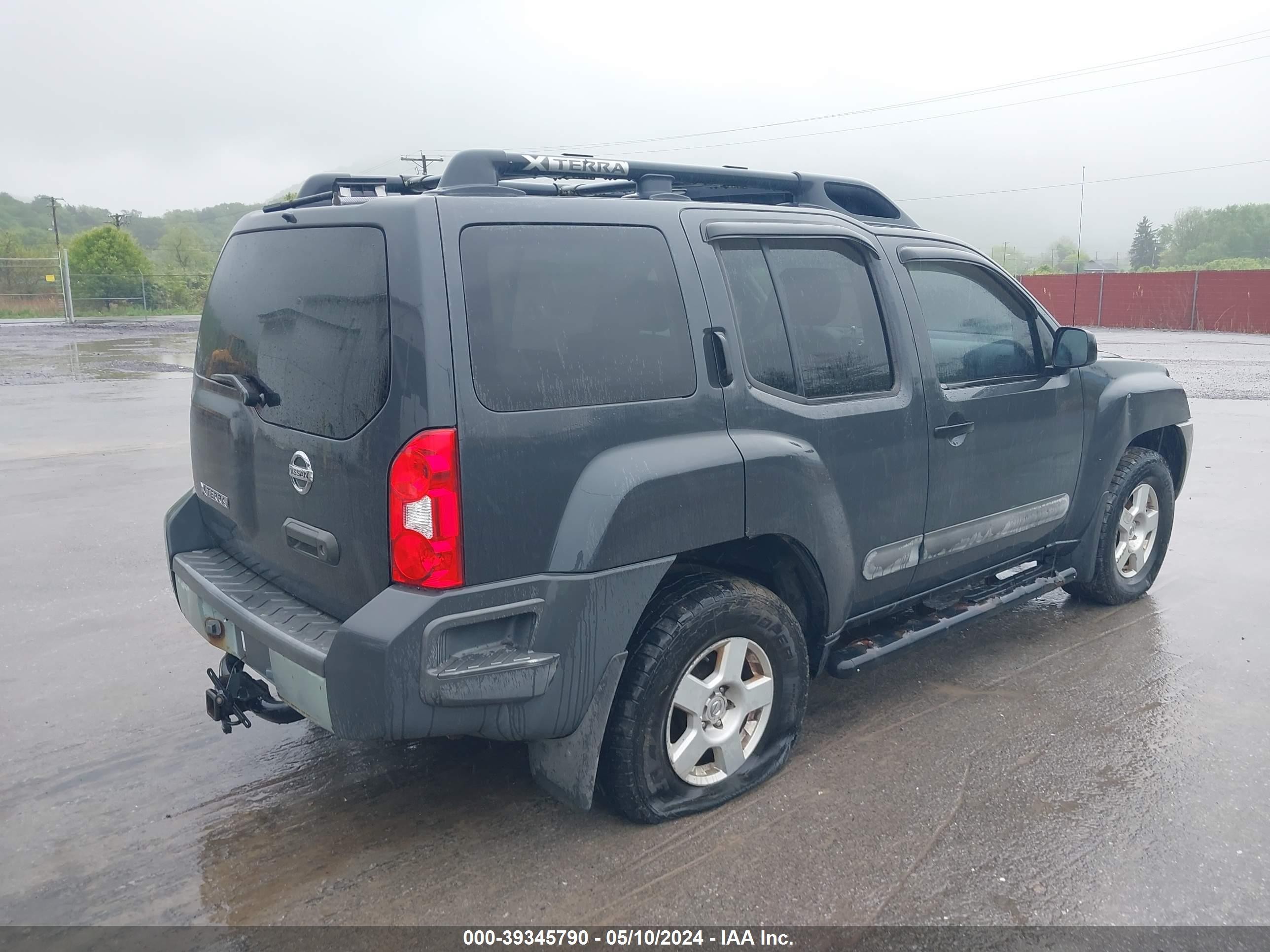 Photo 3 VIN: 5N1AN08W85C644331 - NISSAN XTERRA 