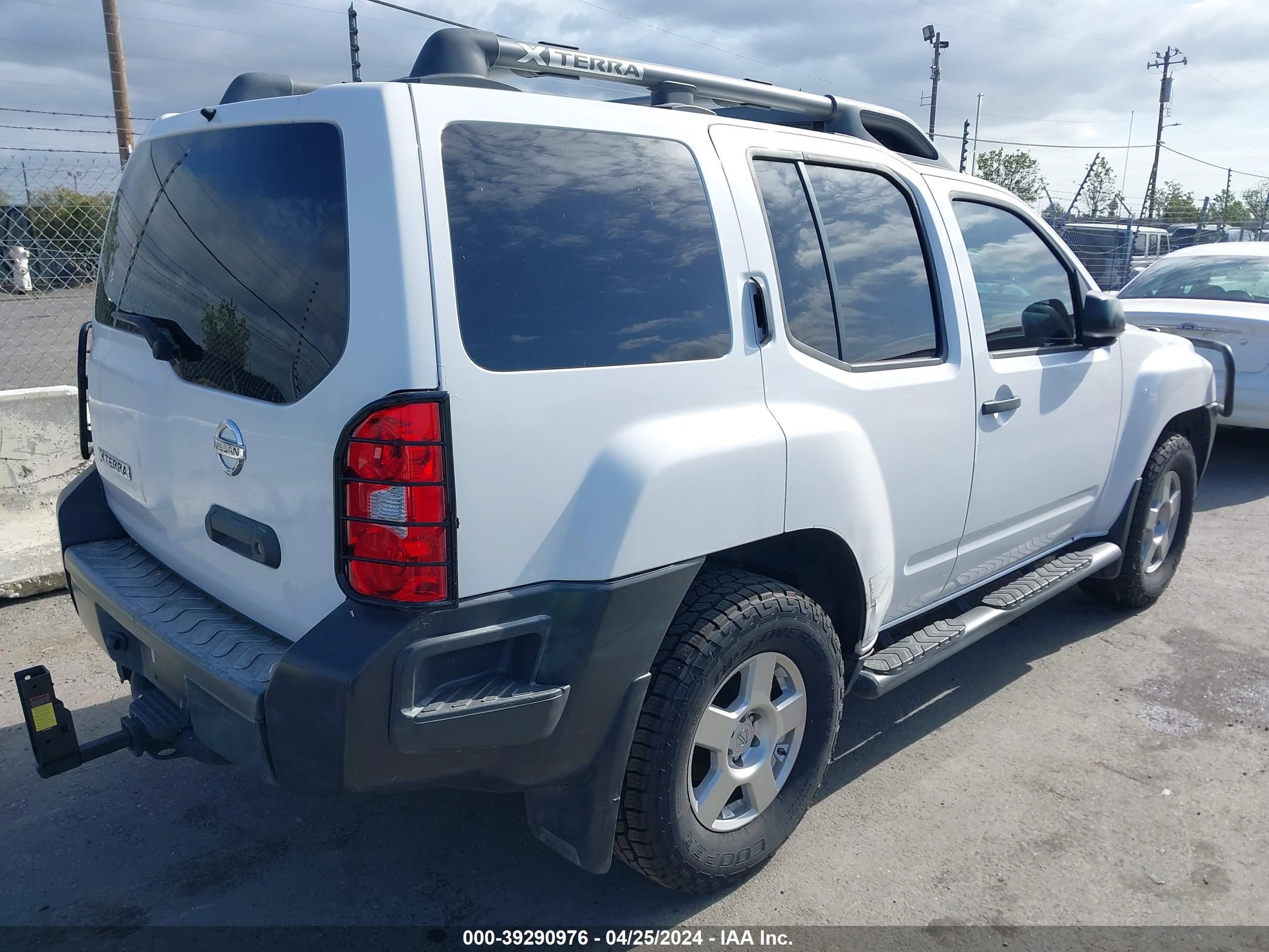 Photo 3 VIN: 5N1AN08W87C532390 - NISSAN XTERRA 