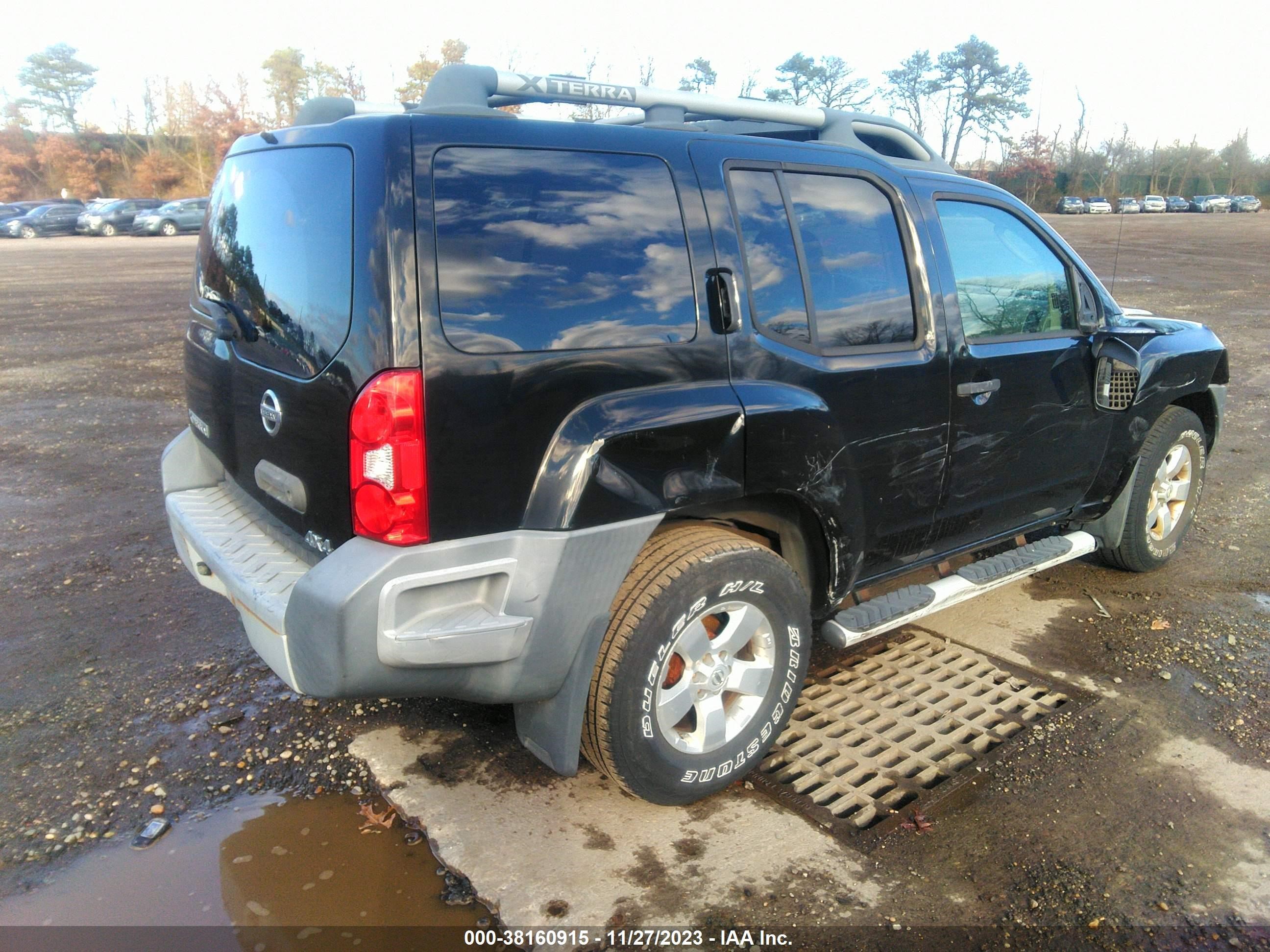 Photo 3 VIN: 5N1AN08W99C510675 - NISSAN XTERRA 