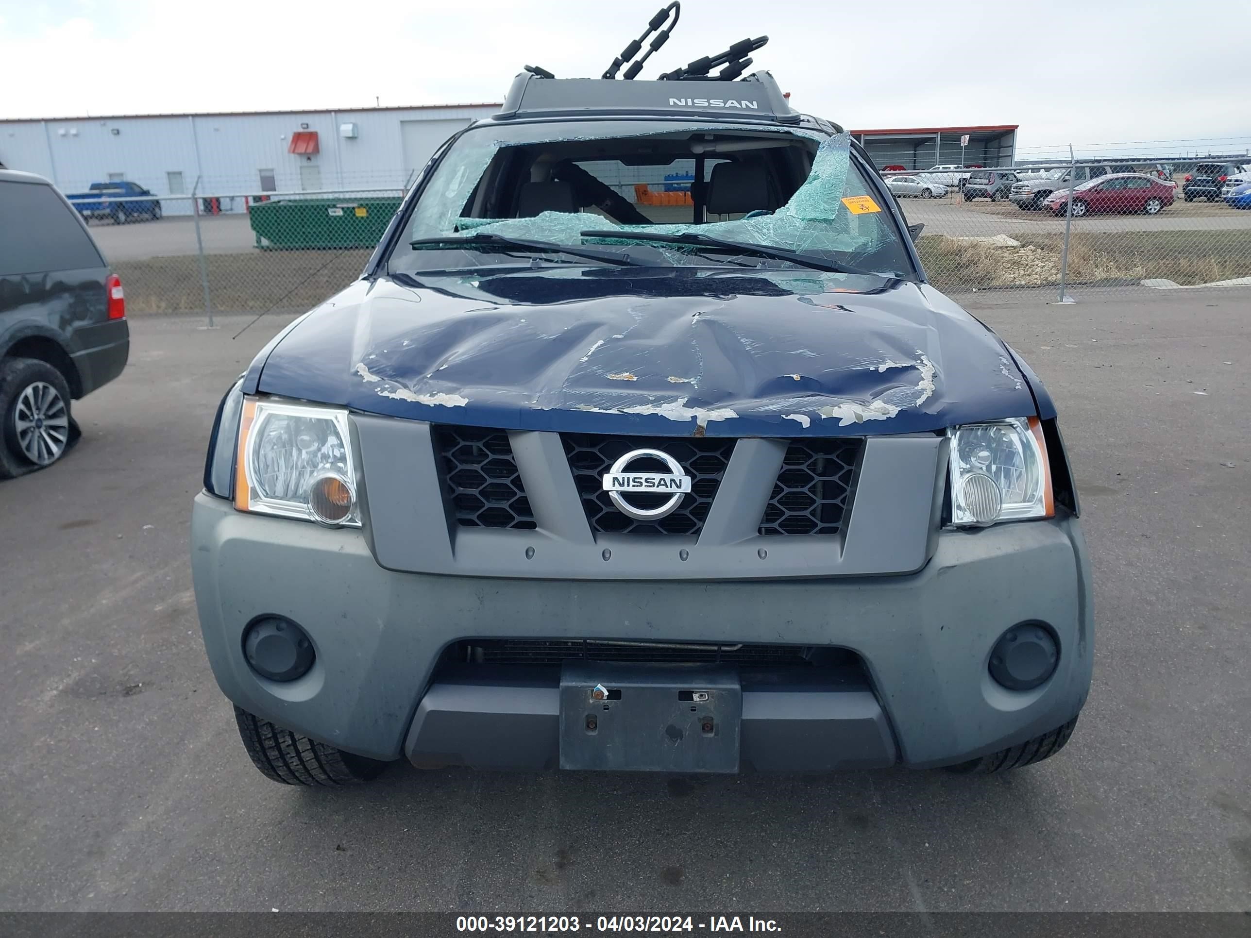 Photo 11 VIN: 5N1AN08WX8C529587 - NISSAN XTERRA 