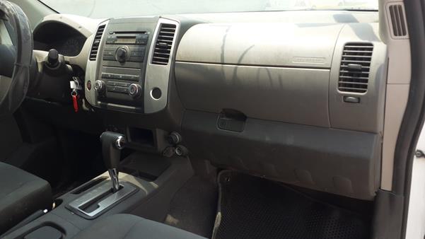 Photo 32 VIN: 5N1AN0N68AC521725 - NISSAN XTERRA 