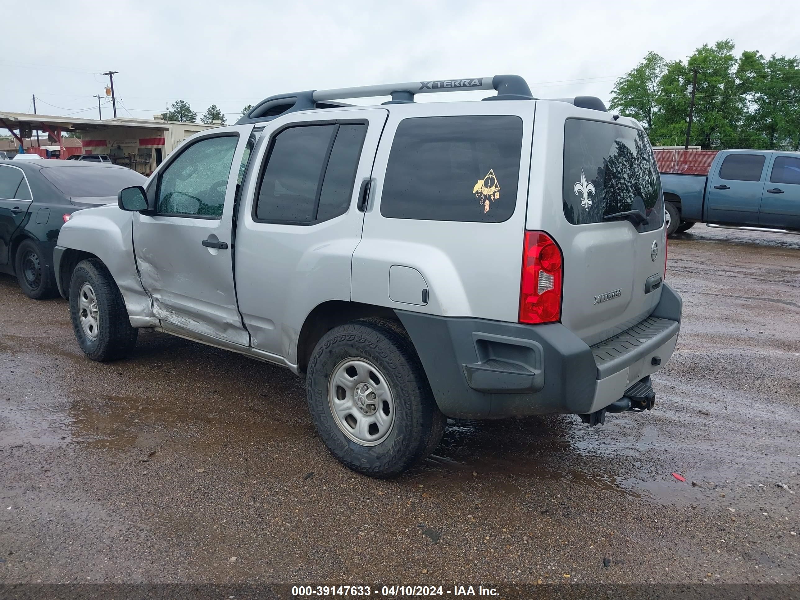 Photo 2 VIN: 5N1AN0NU0FN651542 - NISSAN XTERRA 