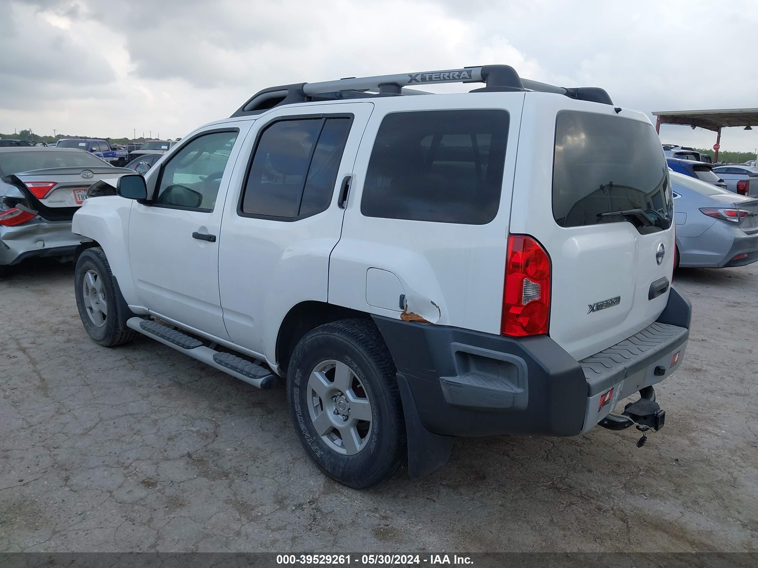 Photo 2 VIN: 5N1AN0NU2AC506541 - NISSAN XTERRA 