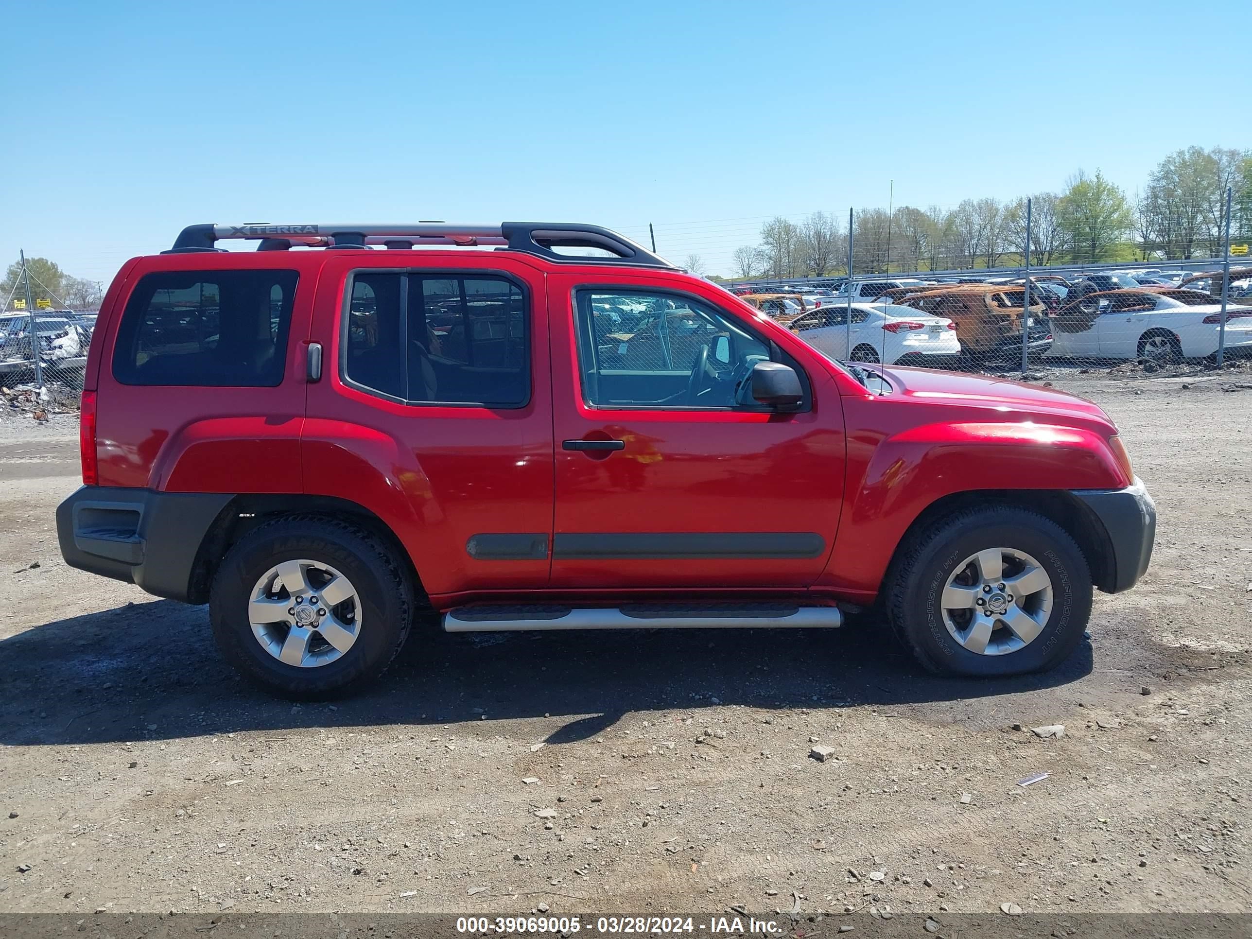 Photo 12 VIN: 5N1AN0NU3CC513873 - NISSAN XTERRA 