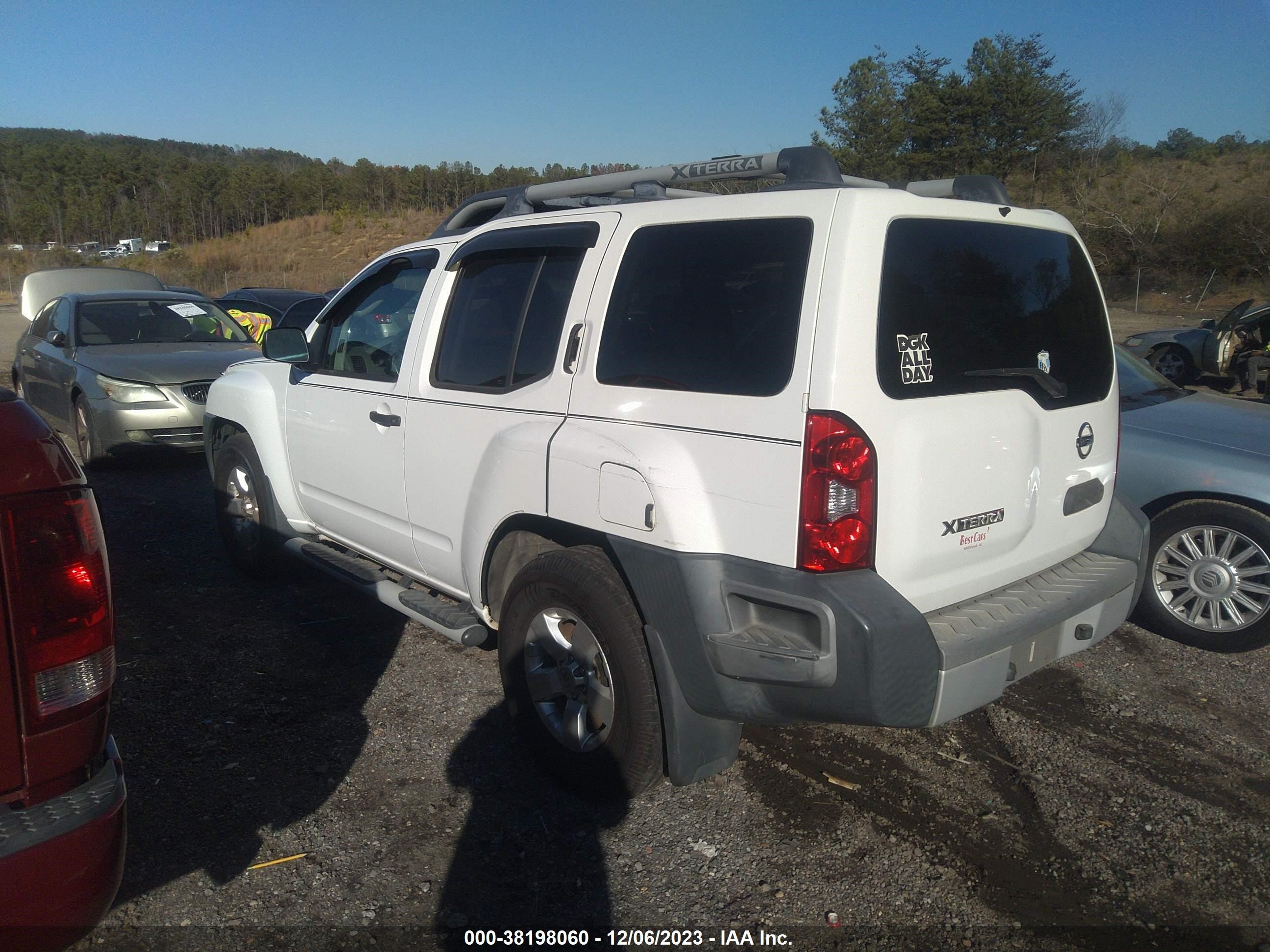 Photo 2 VIN: 5N1AN0NU6AC526095 - NISSAN XTERRA 