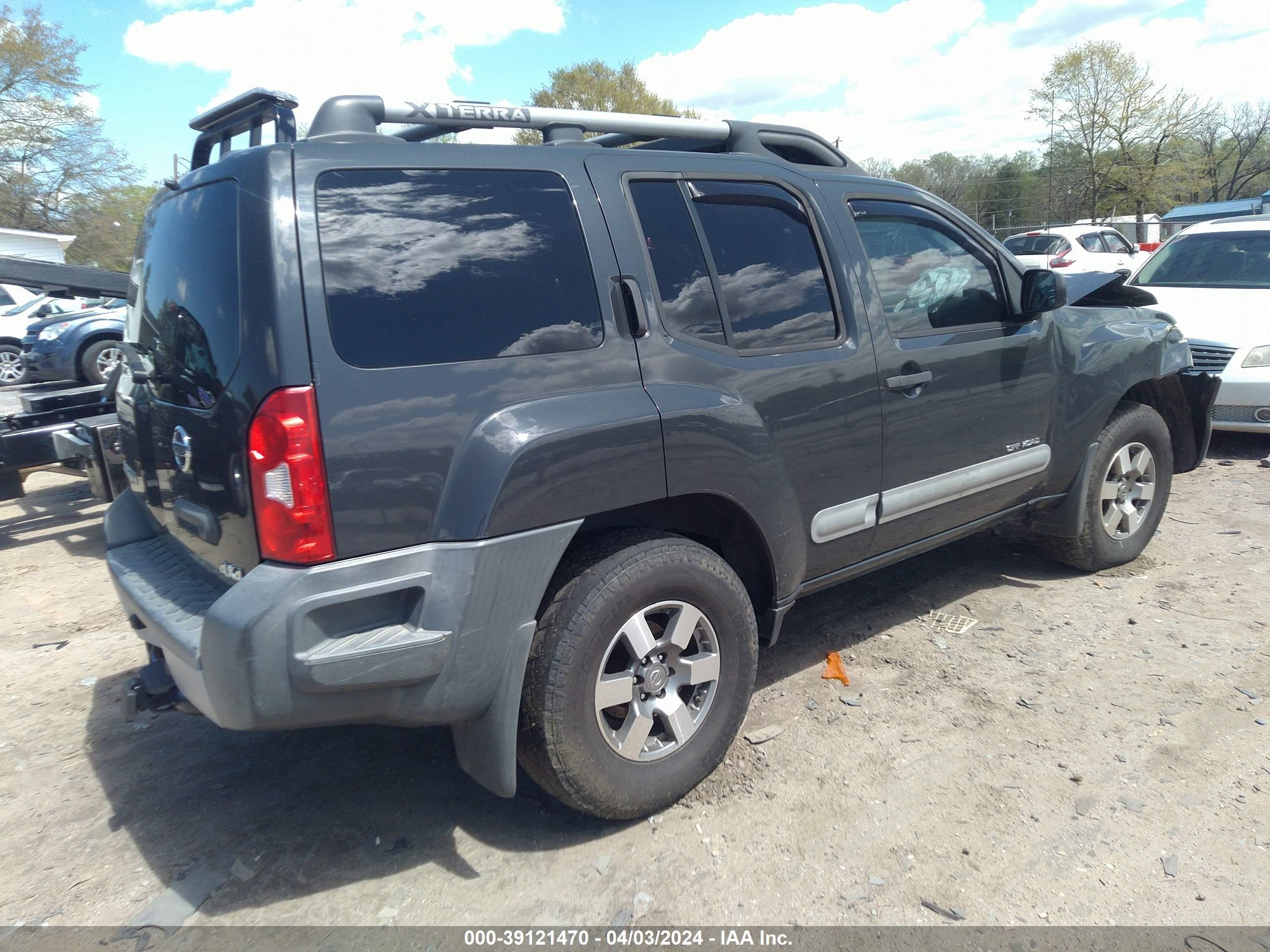 Photo 3 VIN: 5N1AN0NW6AC520525 - NISSAN XTERRA 