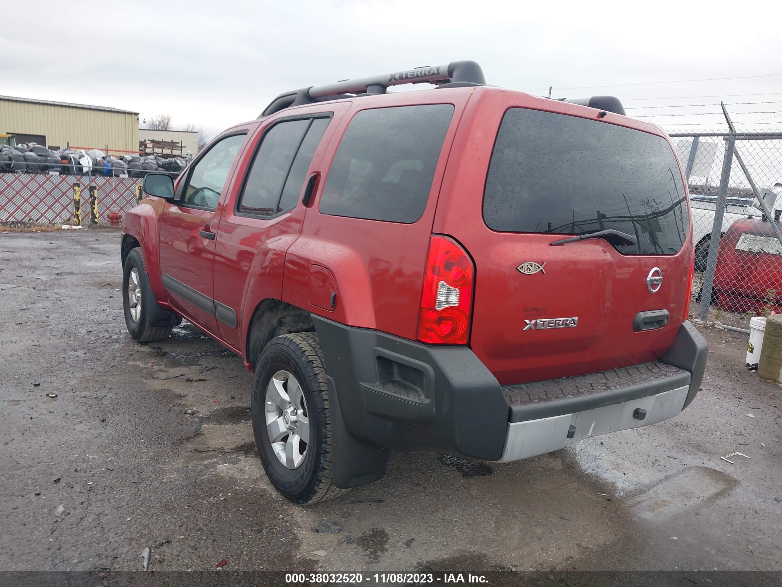 Photo 2 VIN: 5N1AN0NW7BC503914 - NISSAN XTERRA 