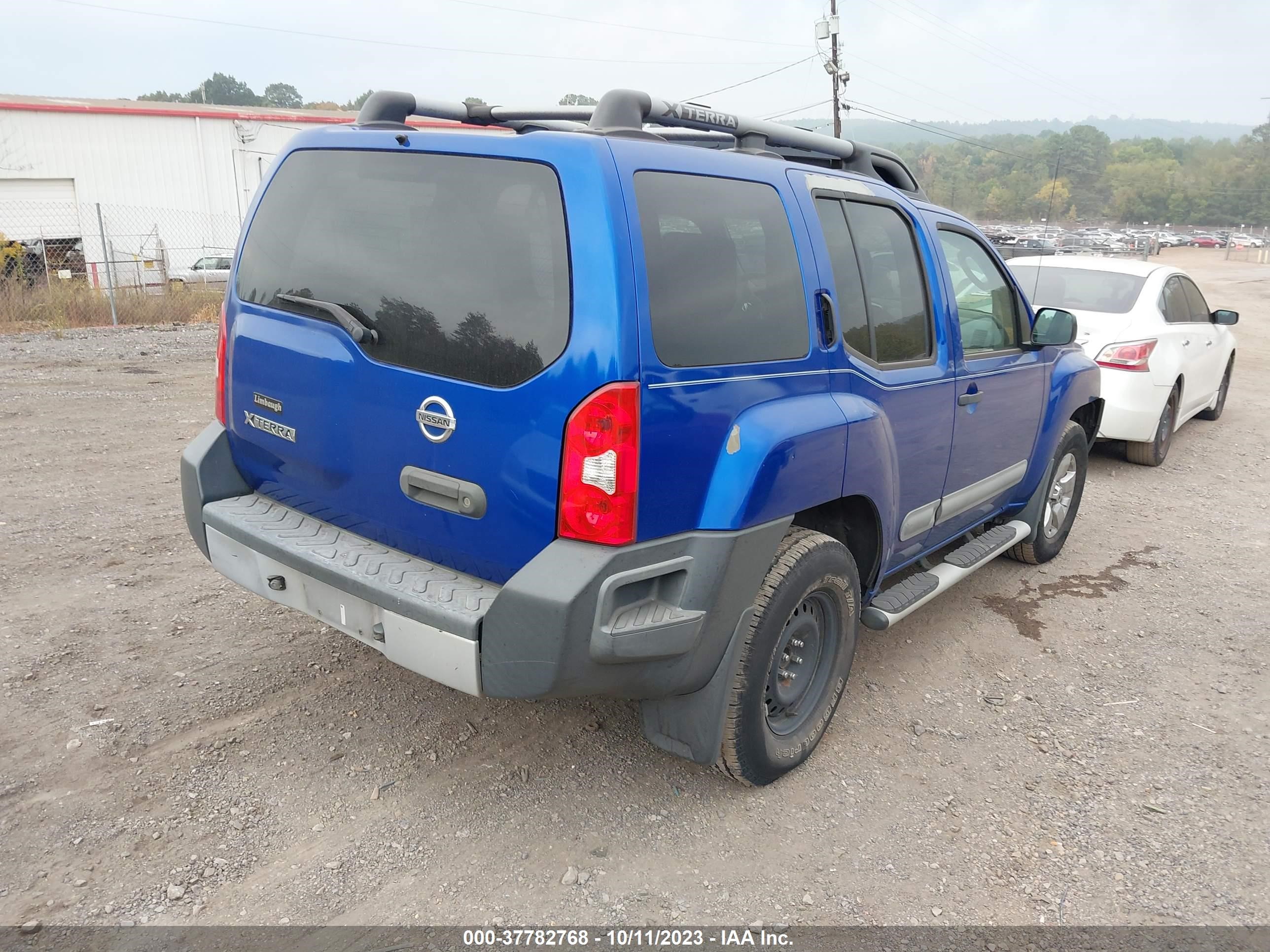 Photo 3 VIN: 5N1AN0NW9CC506573 - NISSAN XTERRA 