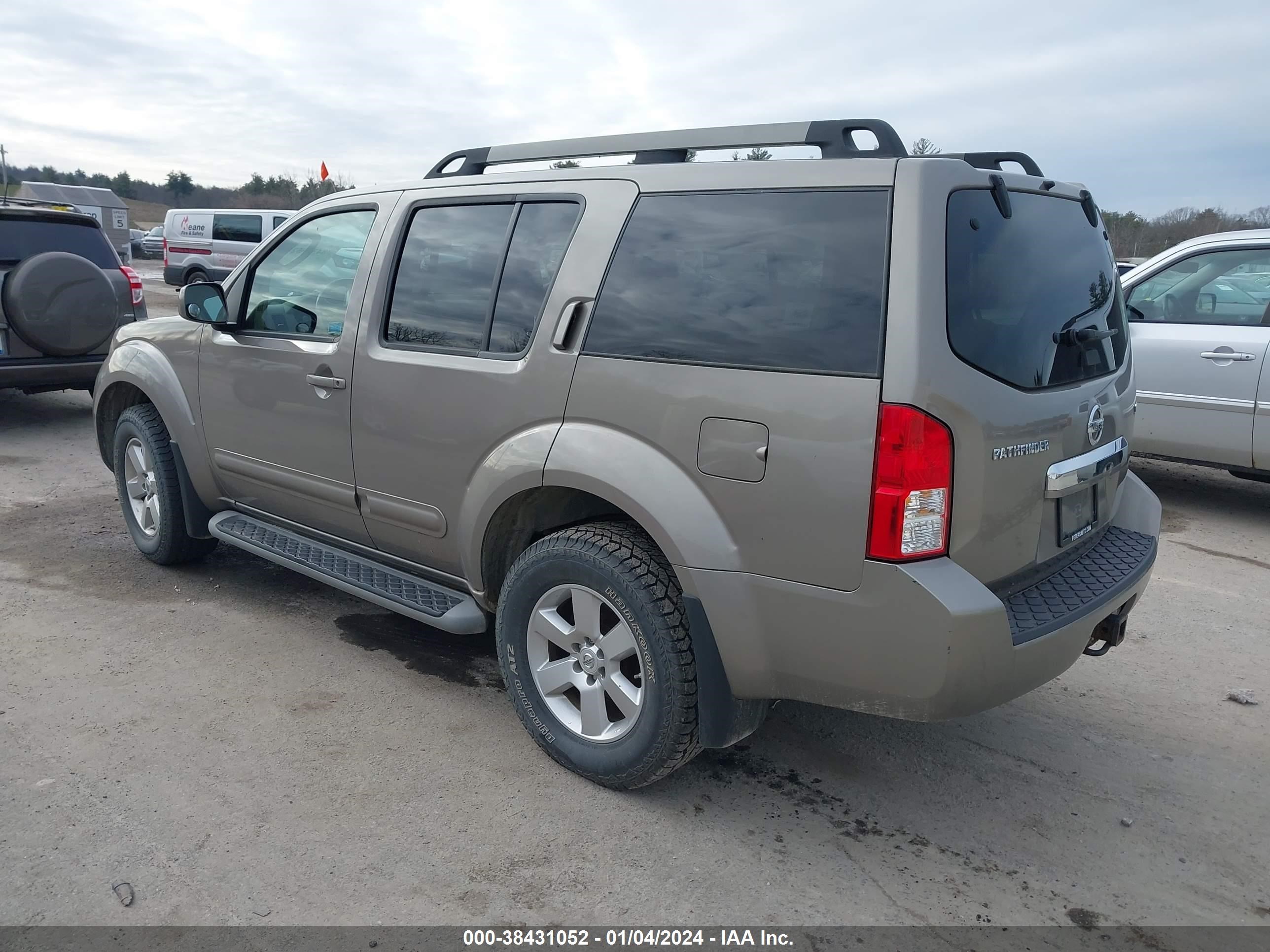 Photo 2 VIN: 5N1AR18B09C606573 - NISSAN PATHFINDER 