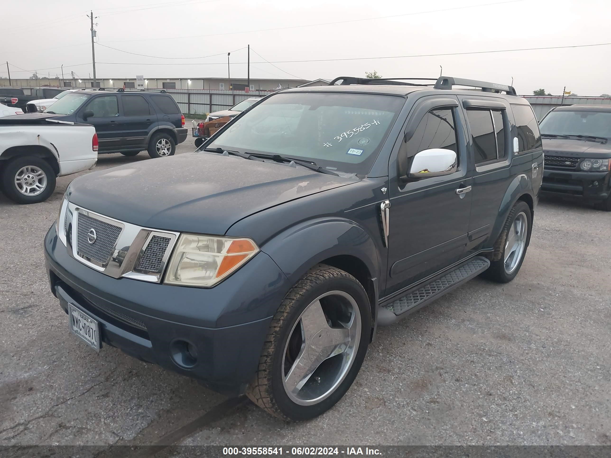 Photo 1 VIN: 5N1AR18U05C790716 - NISSAN PATHFINDER 