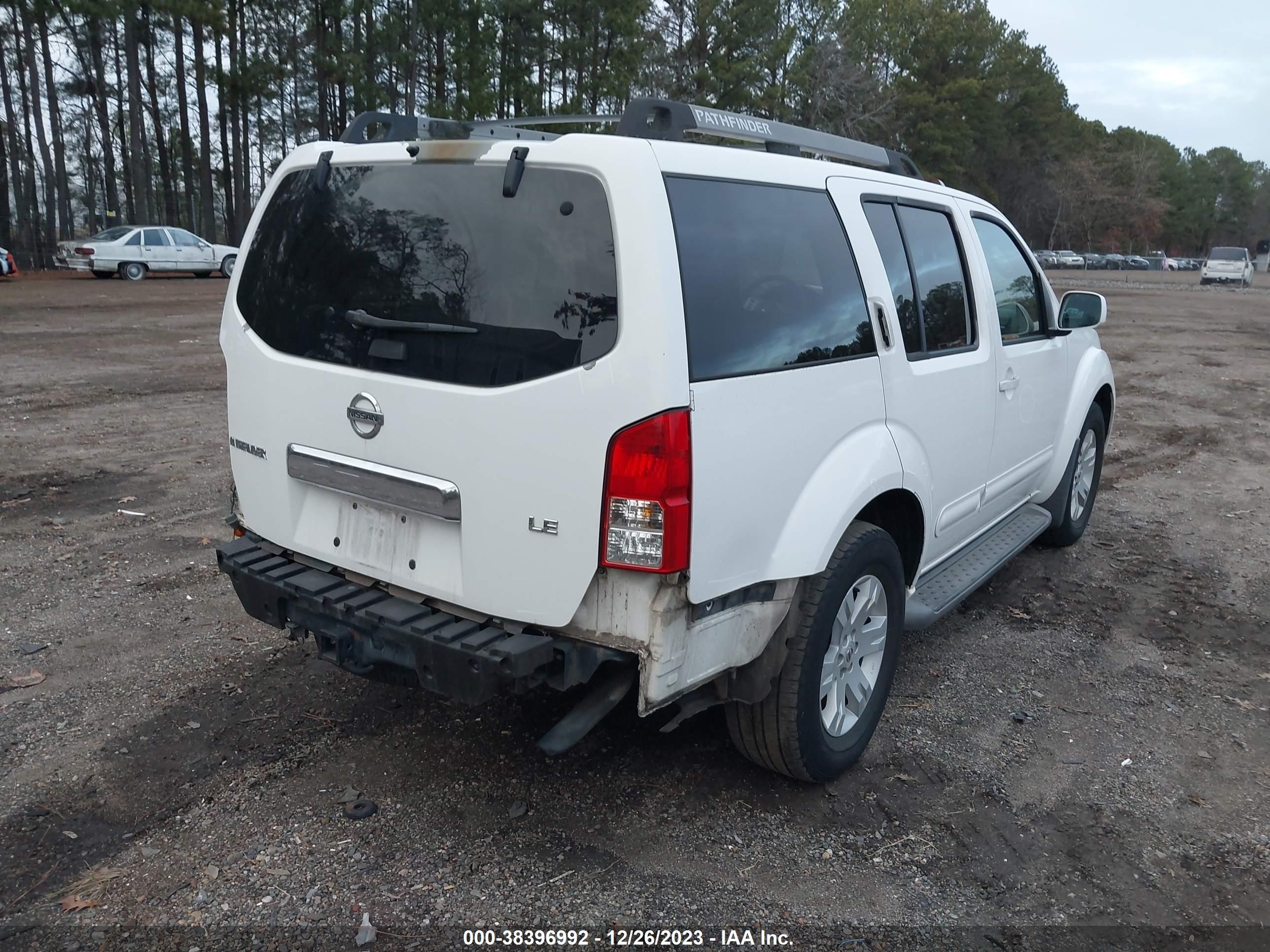 Photo 3 VIN: 5N1AR18U15C755487 - NISSAN PATHFINDER 