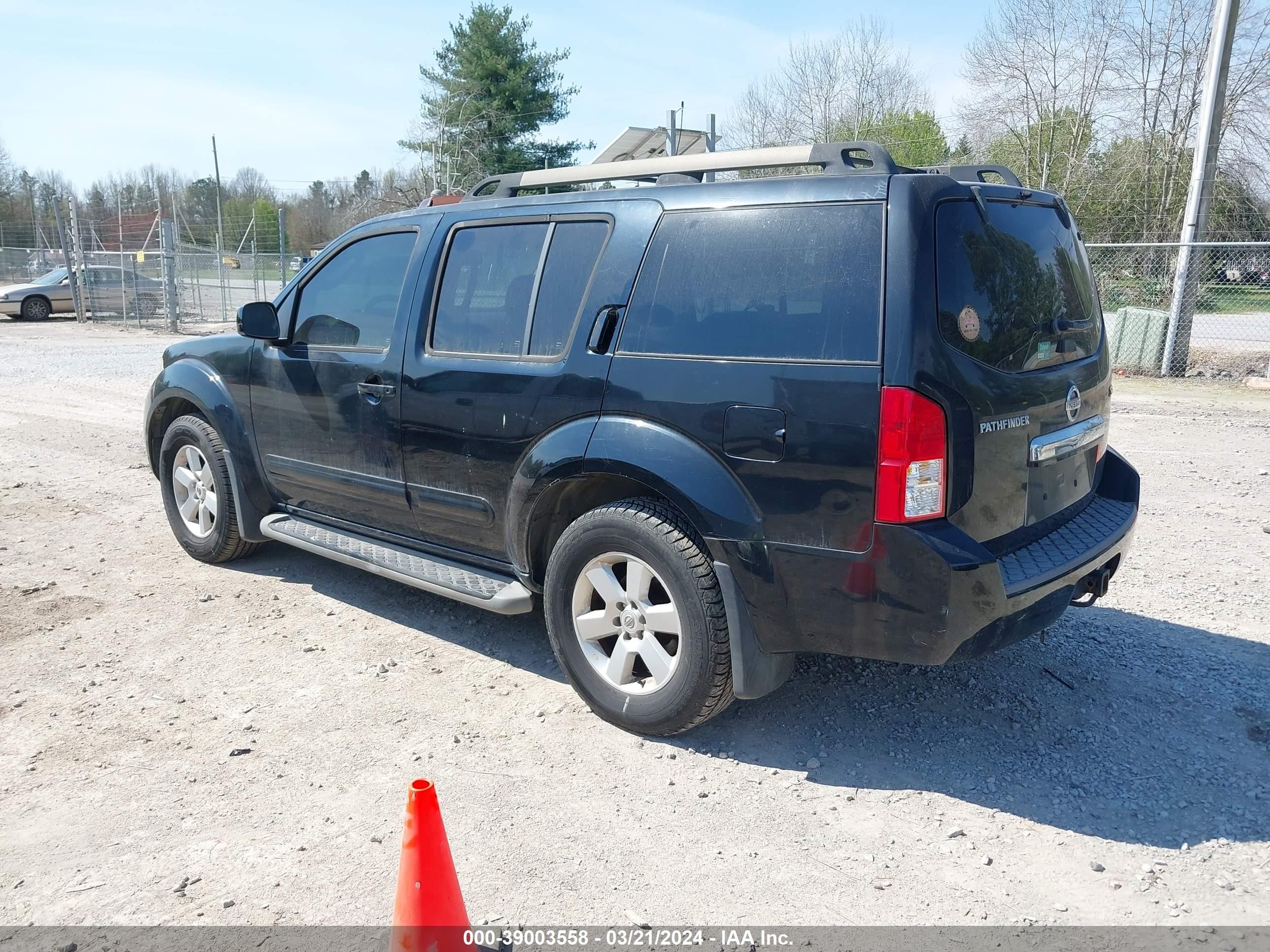 Photo 2 VIN: 5N1AR18U18C618845 - NISSAN PATHFINDER 