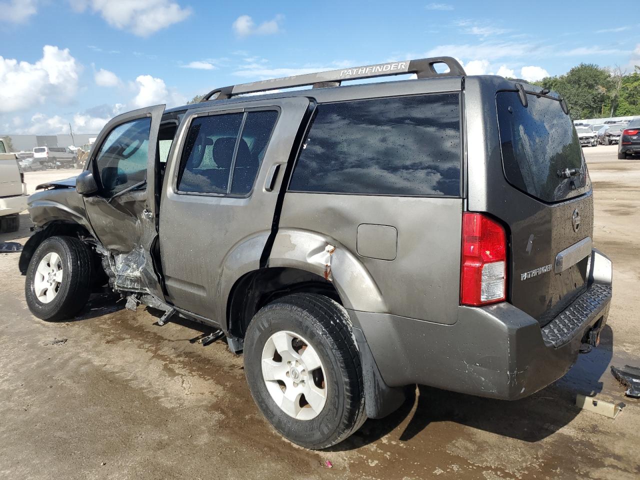 Photo 1 VIN: 5N1AR18U25C727696 - NISSAN PATHFINDER 