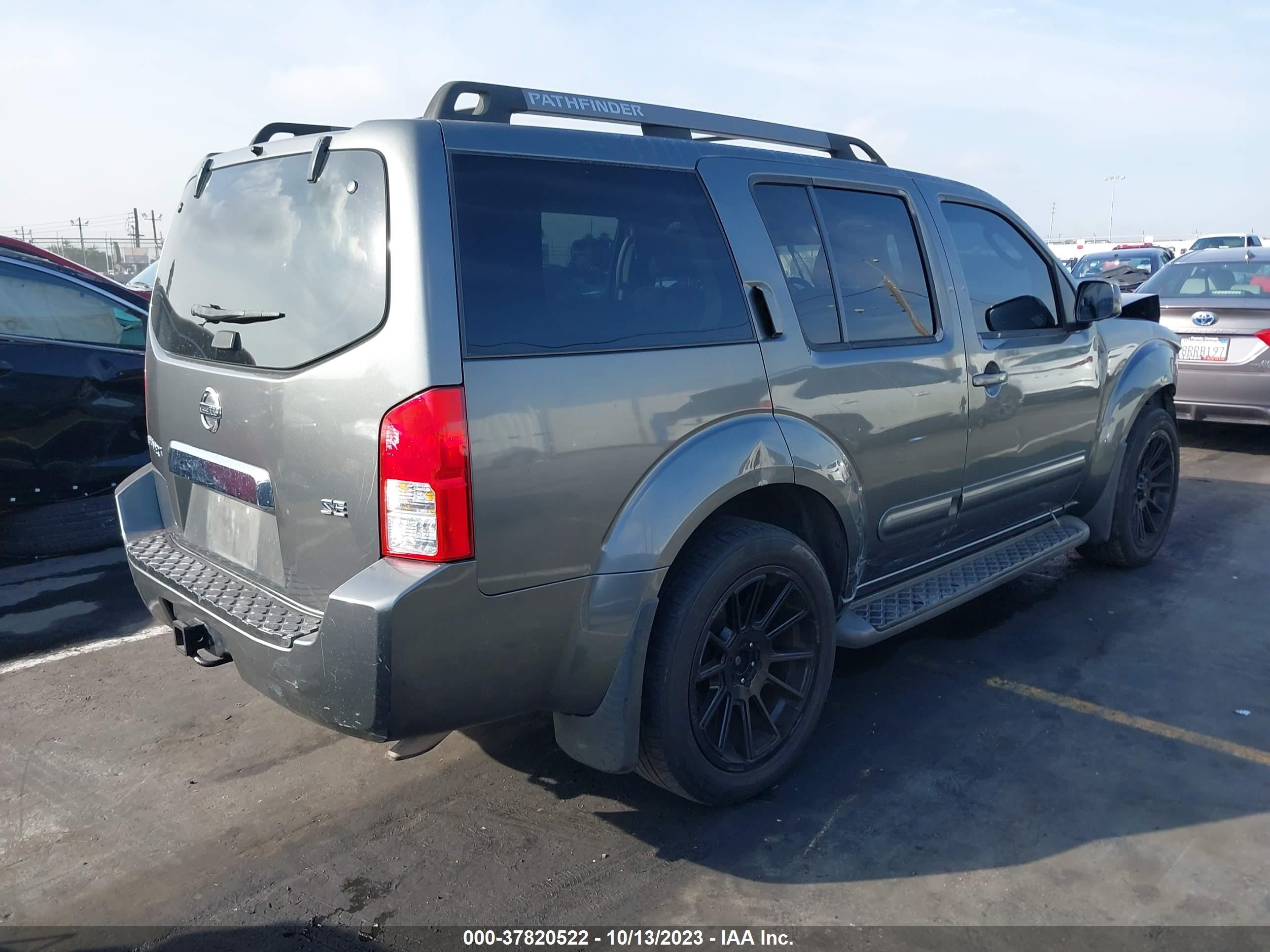 Photo 3 VIN: 5N1AR18U26C633089 - NISSAN PATHFINDER 