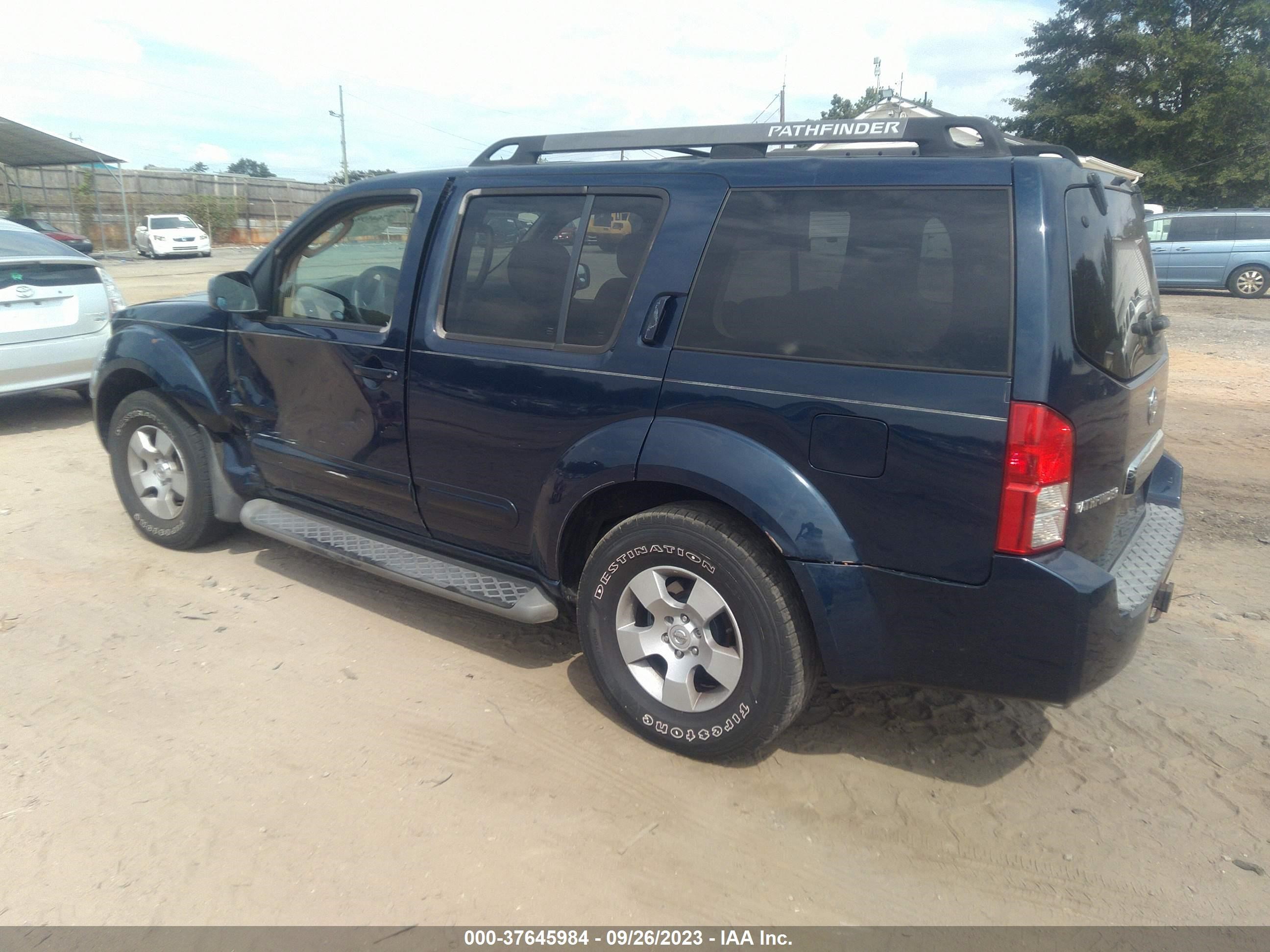 Photo 2 VIN: 5N1AR18U26C659773 - NISSAN PATHFINDER 