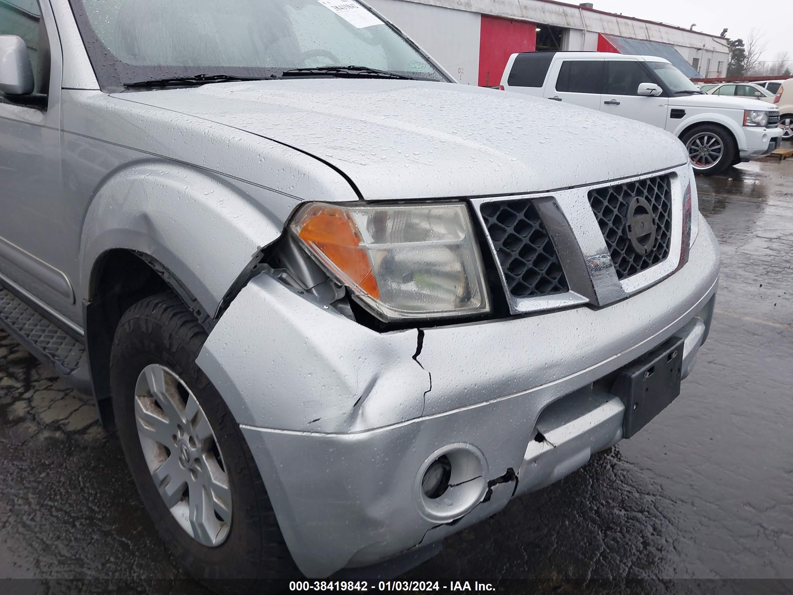 Photo 5 VIN: 5N1AR18U35C714892 - NISSAN PATHFINDER 