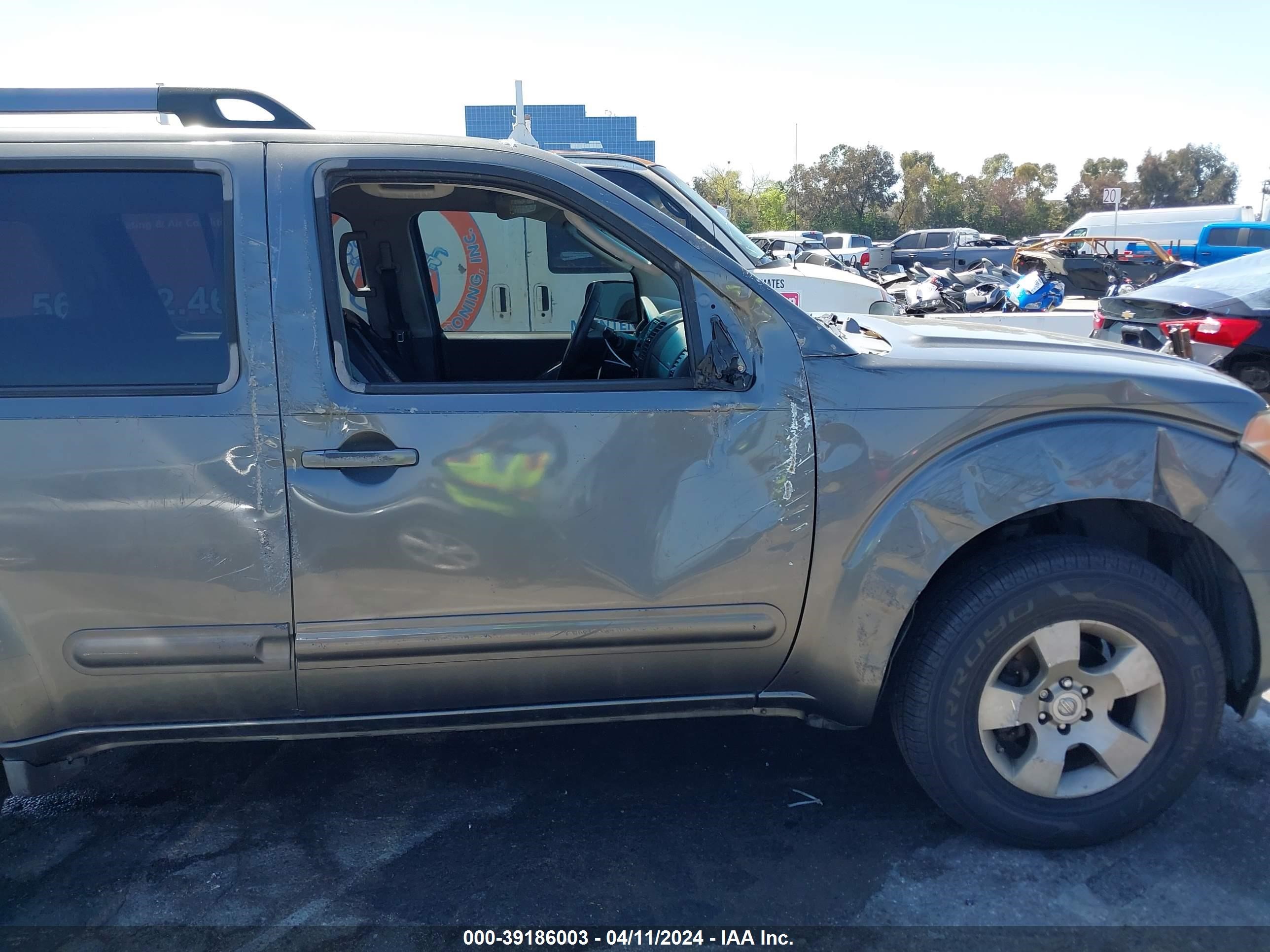 Photo 11 VIN: 5N1AR18U55C786774 - NISSAN PATHFINDER 