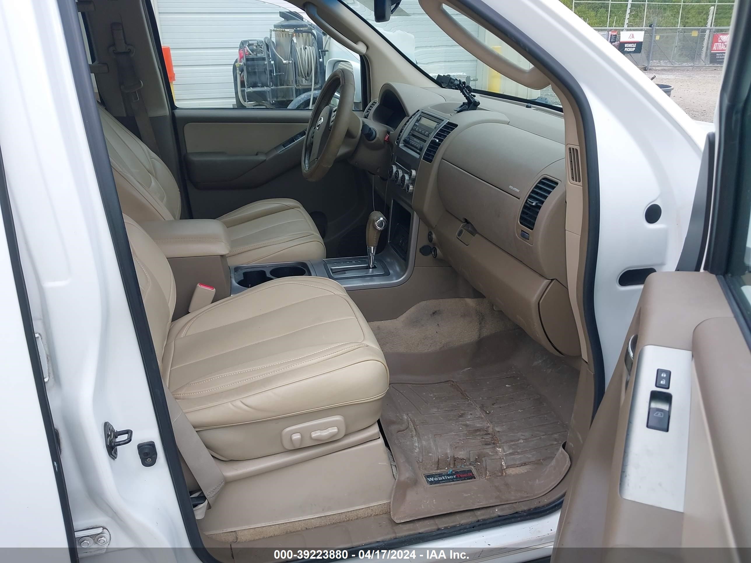 Photo 4 VIN: 5N1AR18U57C634660 - NISSAN PATHFINDER 