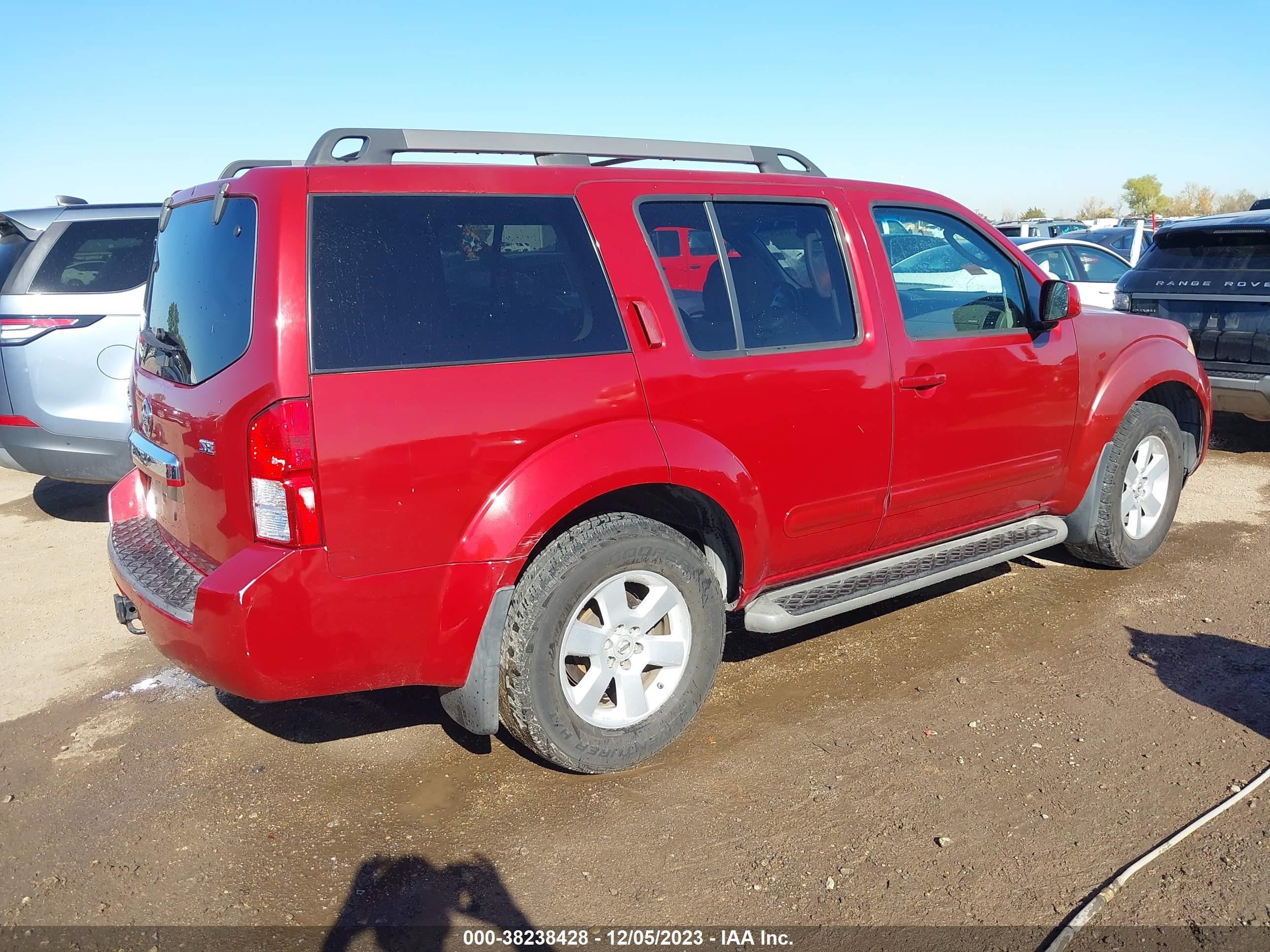 Photo 3 VIN: 5N1AR18U58C601966 - NISSAN PATHFINDER 