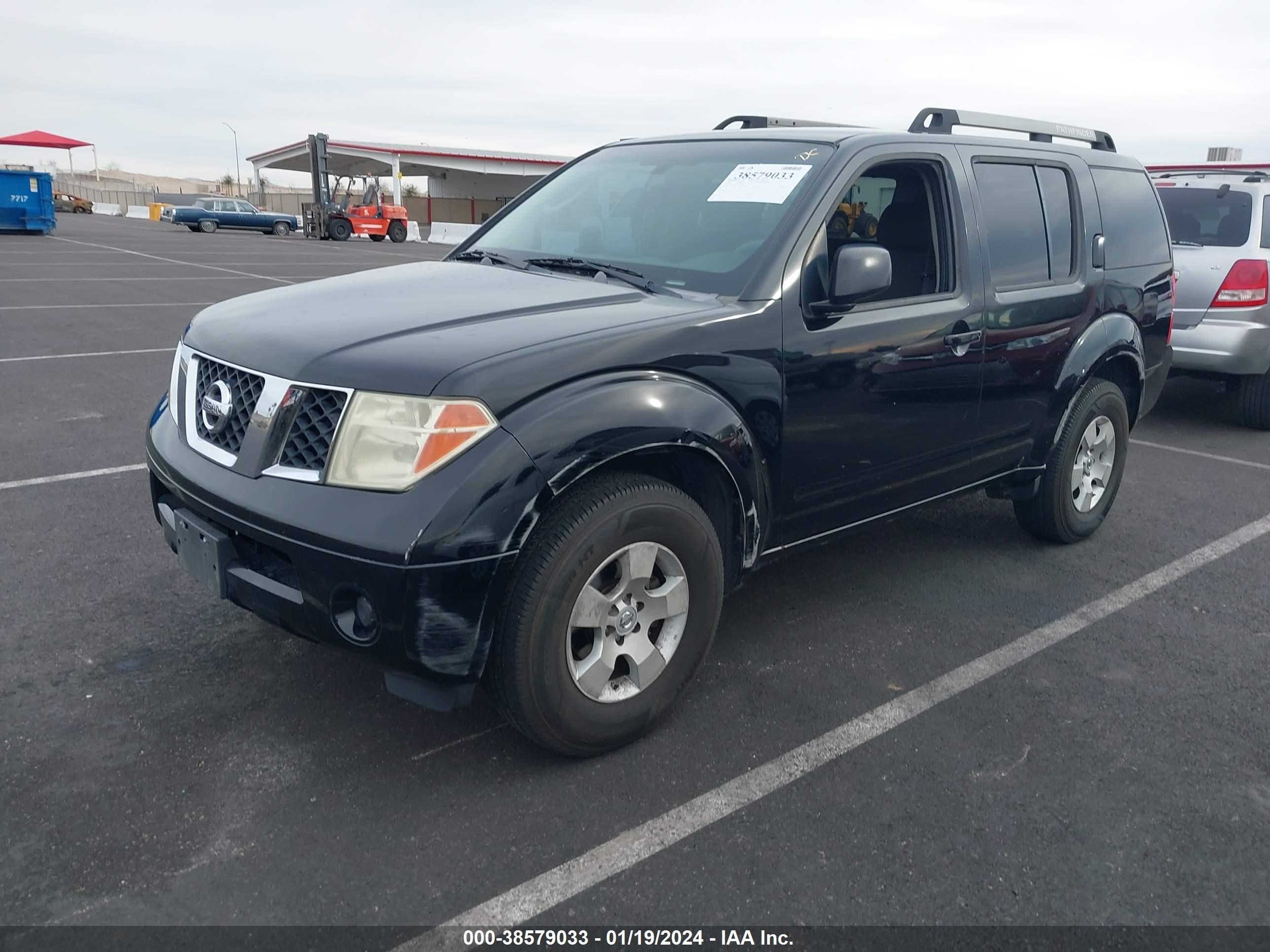 Photo 1 VIN: 5N1AR18U75C747944 - NISSAN PATHFINDER 