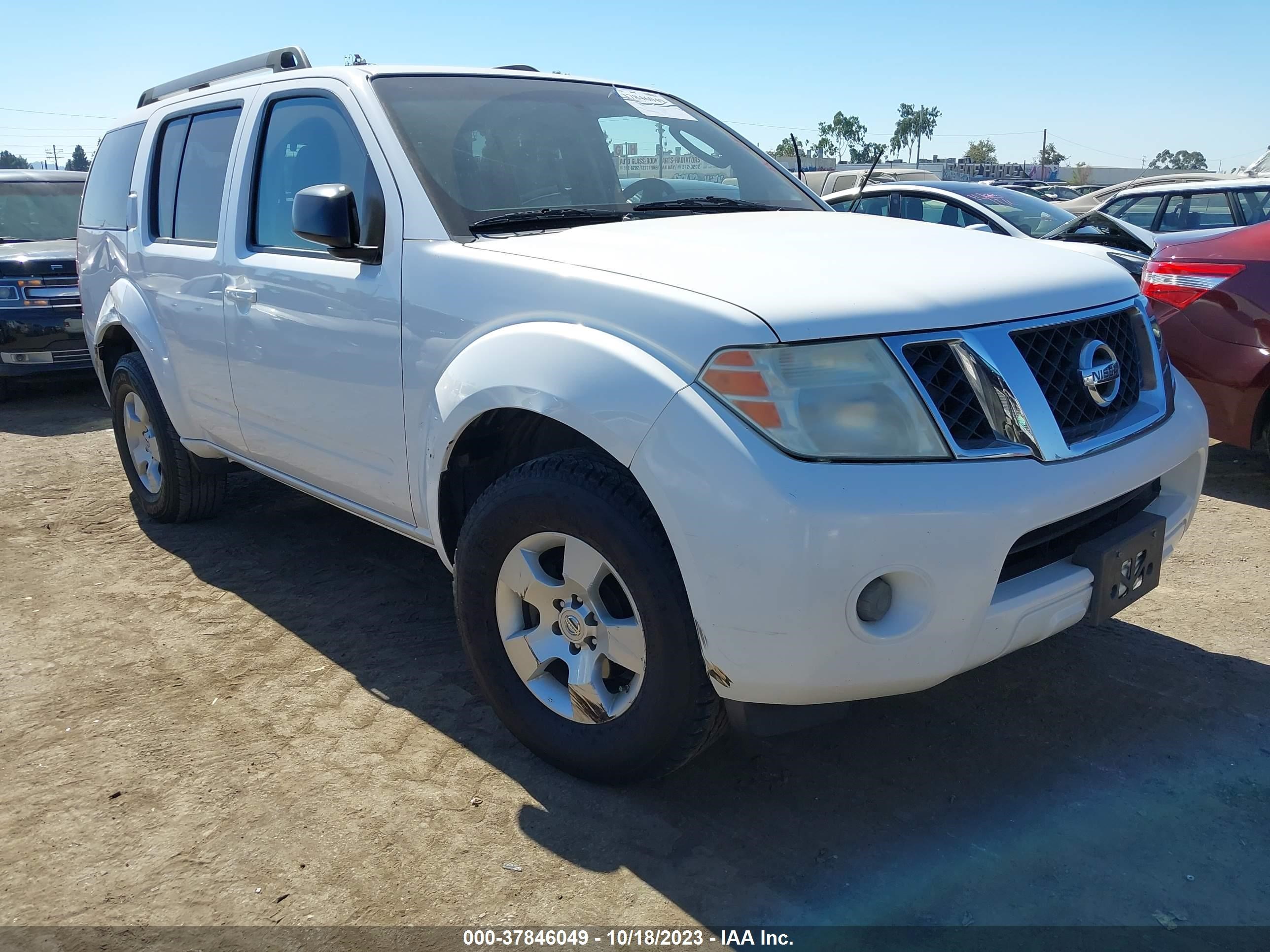 Photo 0 VIN: 5N1AR18U78C639859 - NISSAN PATHFINDER 