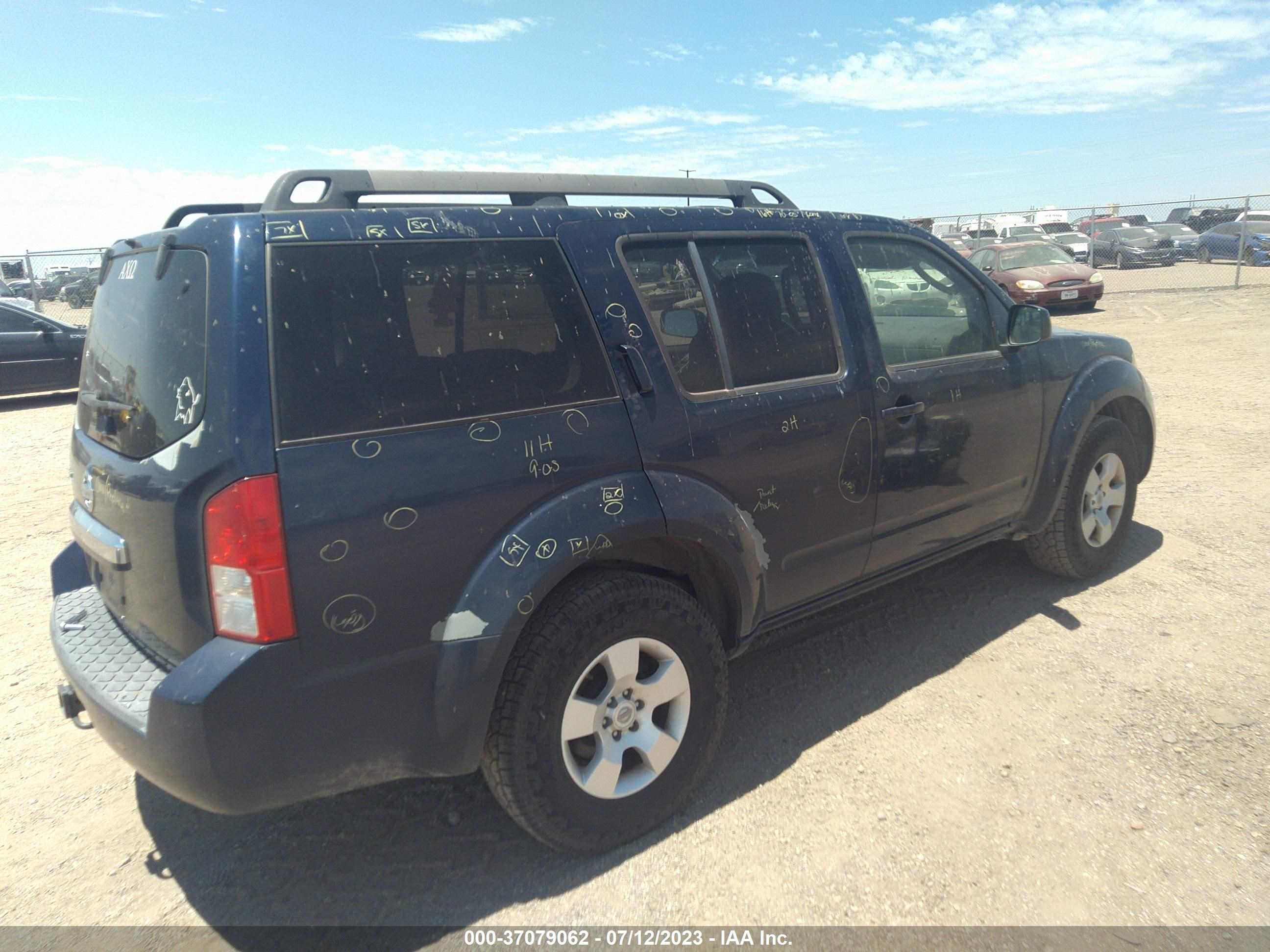 Photo 3 VIN: 5N1AR18U89C603065 - NISSAN PATHFINDER 