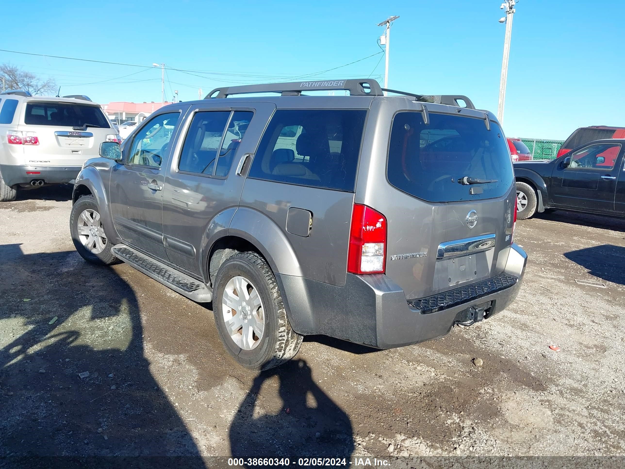 Photo 2 VIN: 5N1AR18U95C712550 - NISSAN PATHFINDER 