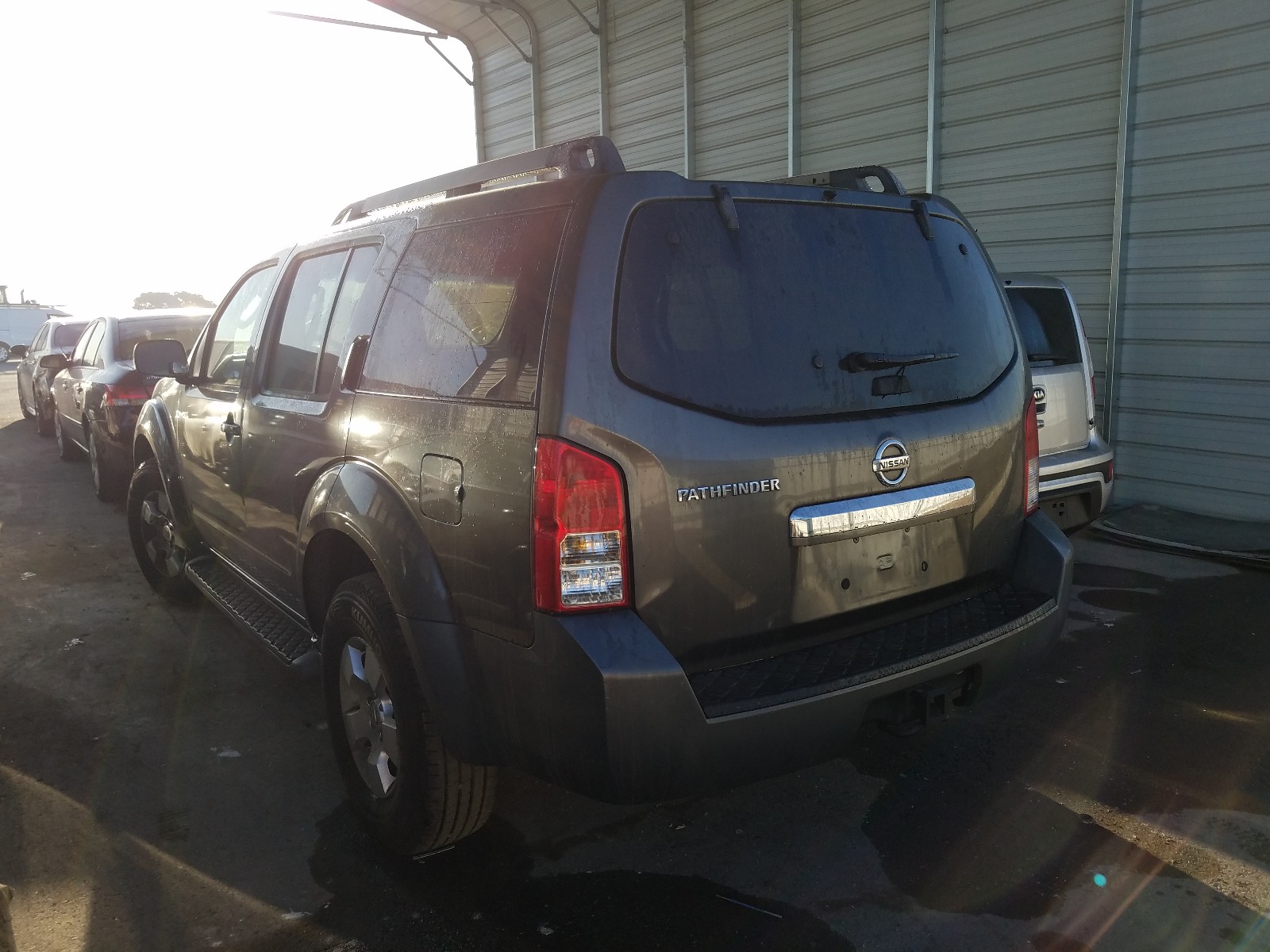 Photo 2 VIN: 5N1AR18U99C601485 - NISSAN PATHFINDER 