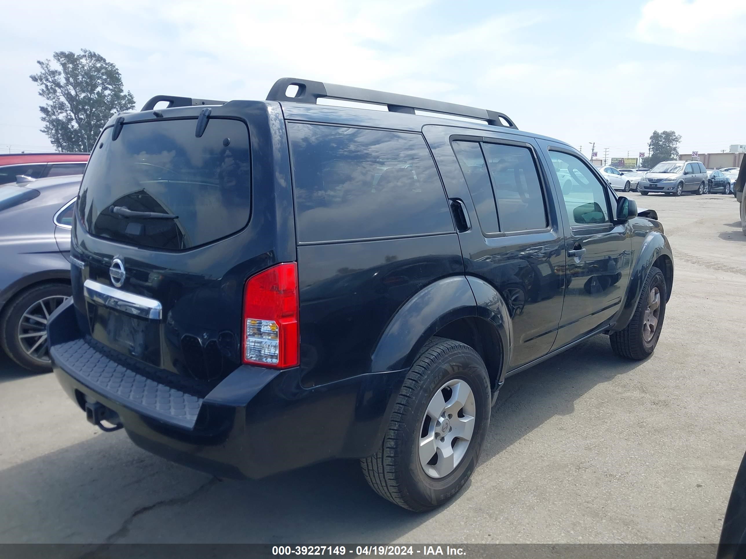 Photo 3 VIN: 5N1AR18U99C618206 - NISSAN PATHFINDER 