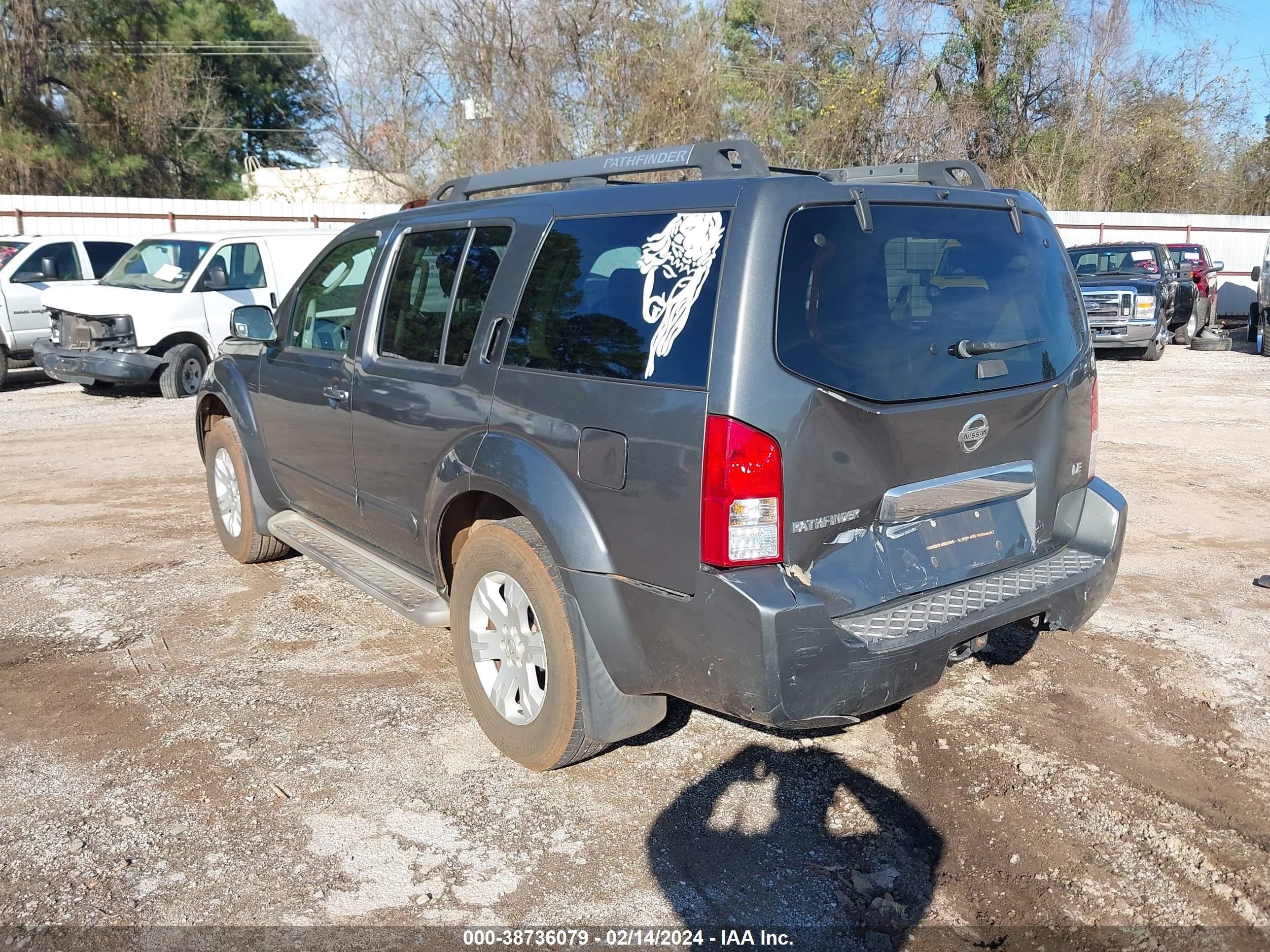 Photo 2 VIN: 5N1AR18UX5C750949 - NISSAN PATHFINDER 