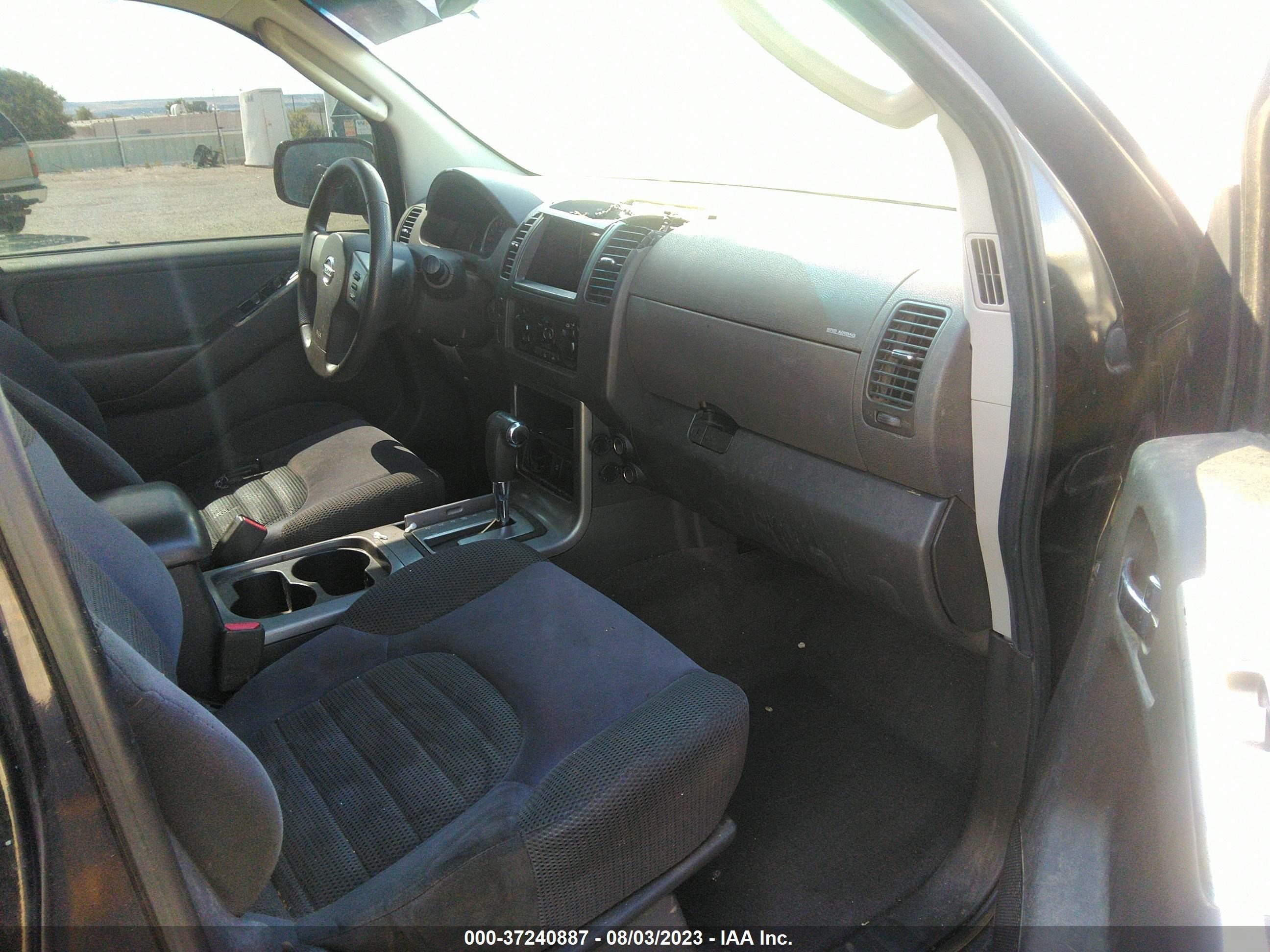 Photo 4 VIN: 5N1AR18UX6C642266 - NISSAN PATHFINDER 