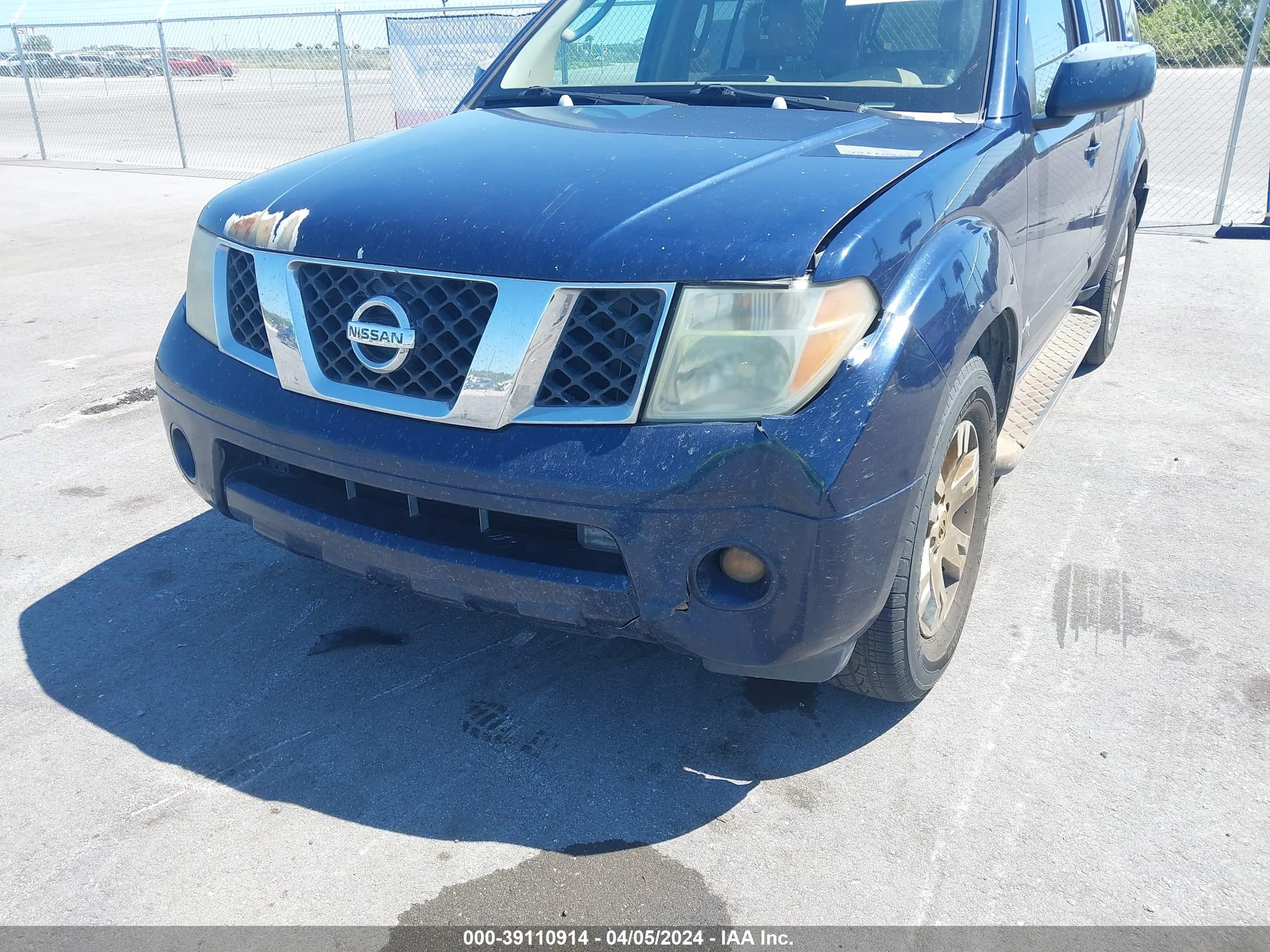 Photo 5 VIN: 5N1AR18UX6C657771 - NISSAN PATHFINDER 