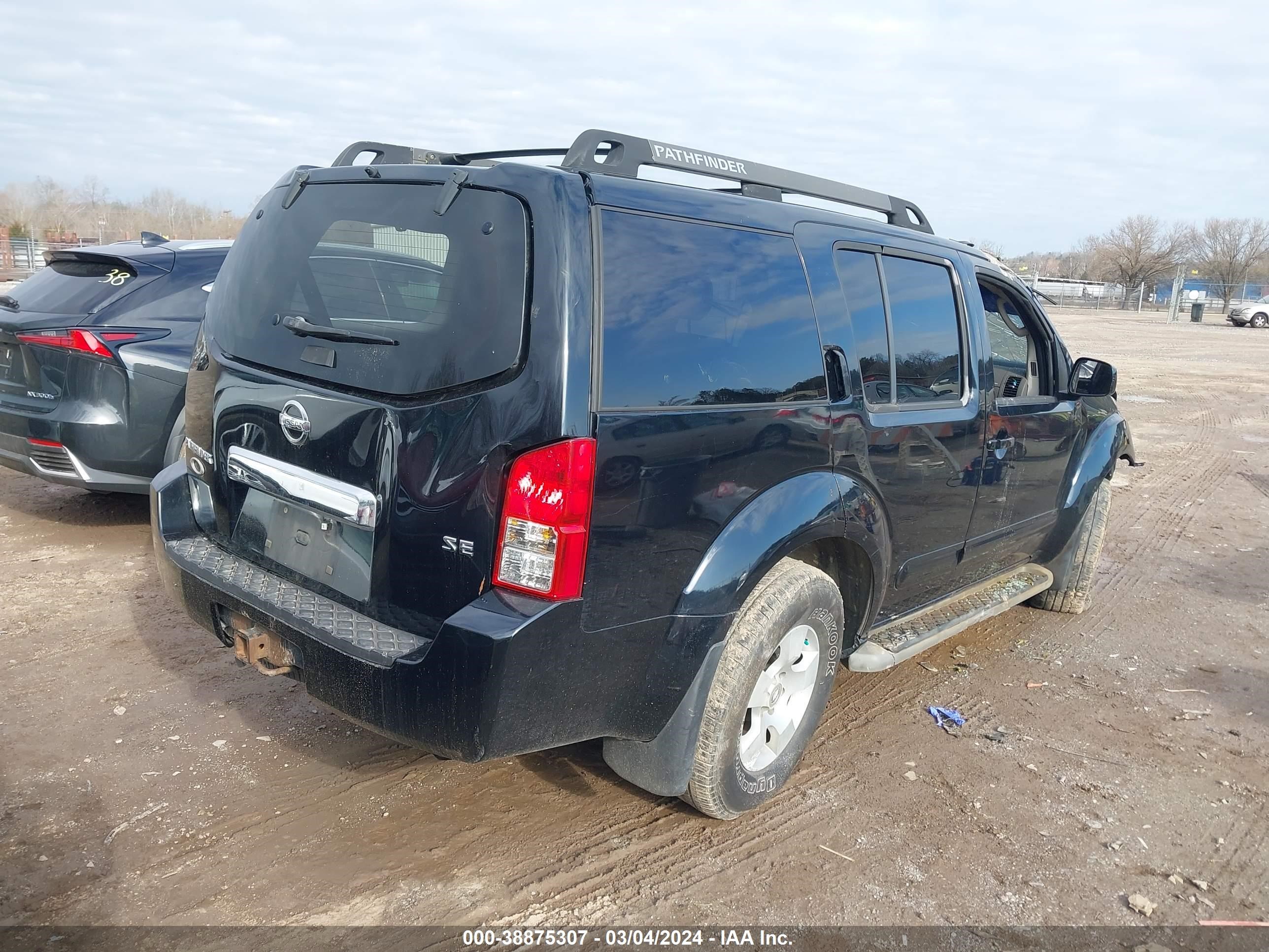 Photo 3 VIN: 5N1AR18UX6C676739 - NISSAN PATHFINDER 