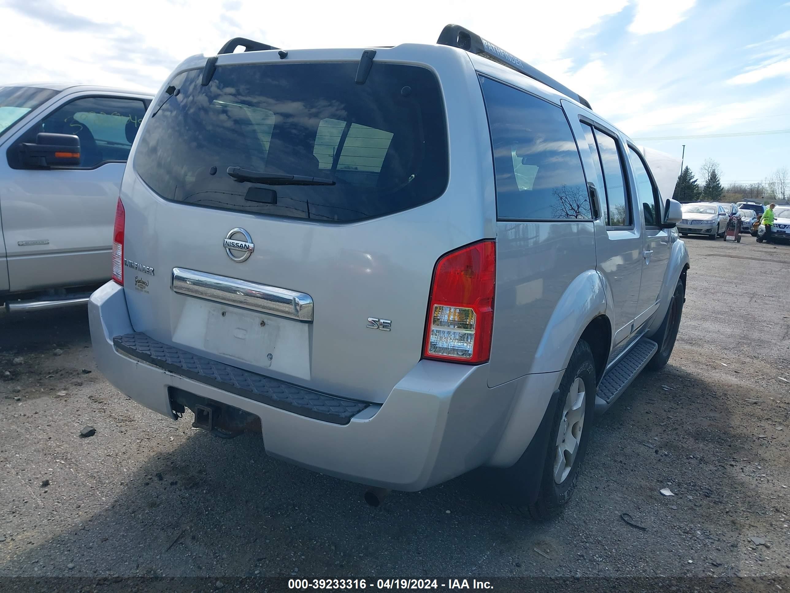 Photo 3 VIN: 5N1AR18W07C624006 - NISSAN PATHFINDER 