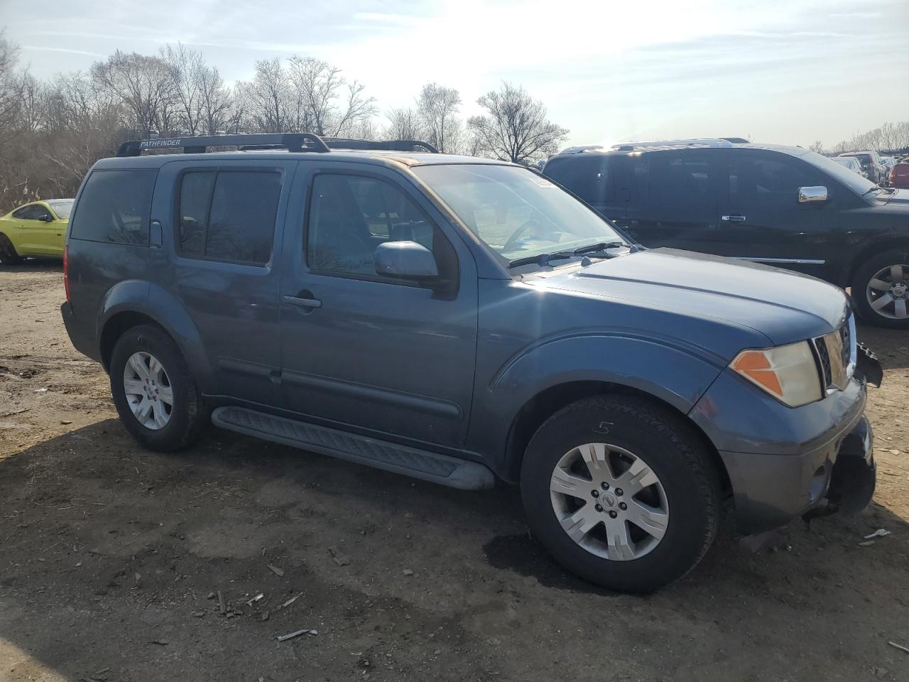 Photo 3 VIN: 5N1AR18W26C628735 - NISSAN PATHFINDER 