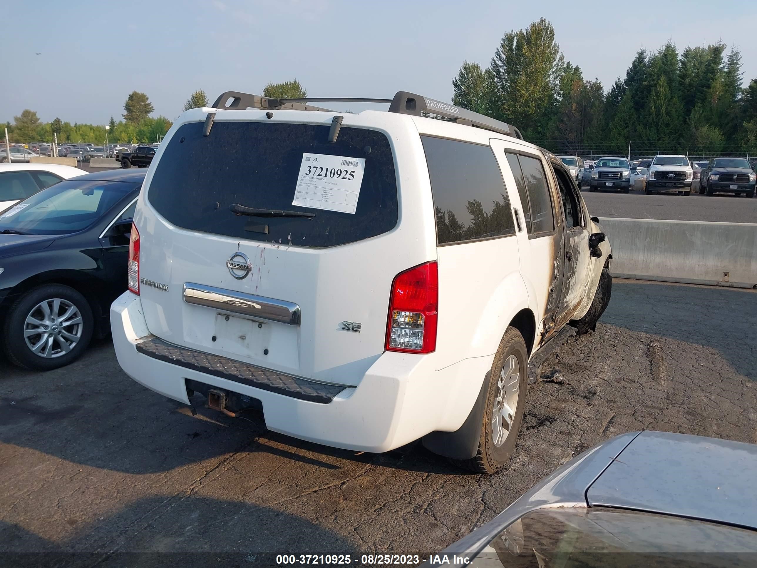 Photo 3 VIN: 5N1AR18W27C621706 - NISSAN PATHFINDER 