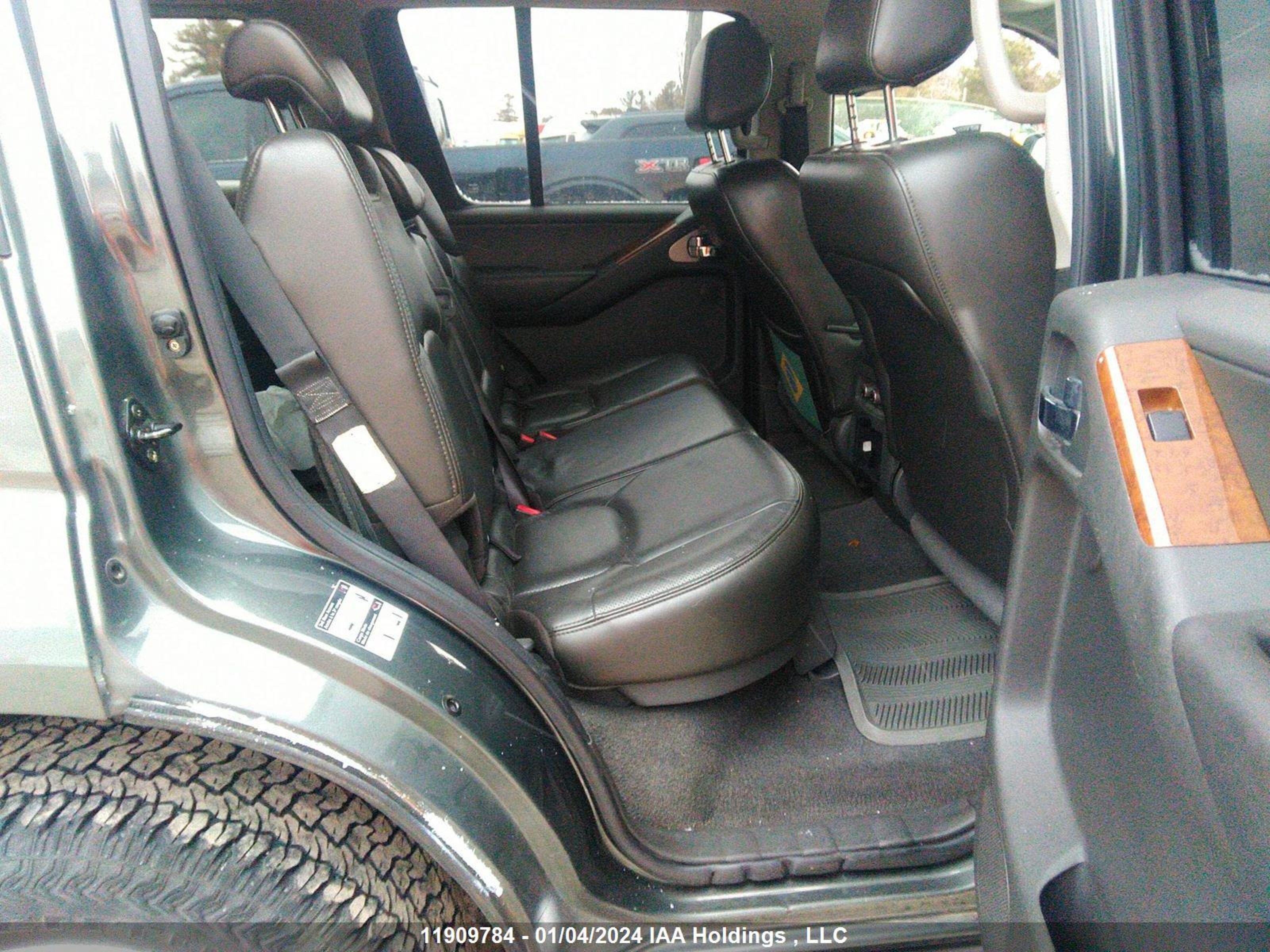 Photo 7 VIN: 5N1AR18W36C621955 - NISSAN PATHFINDER 