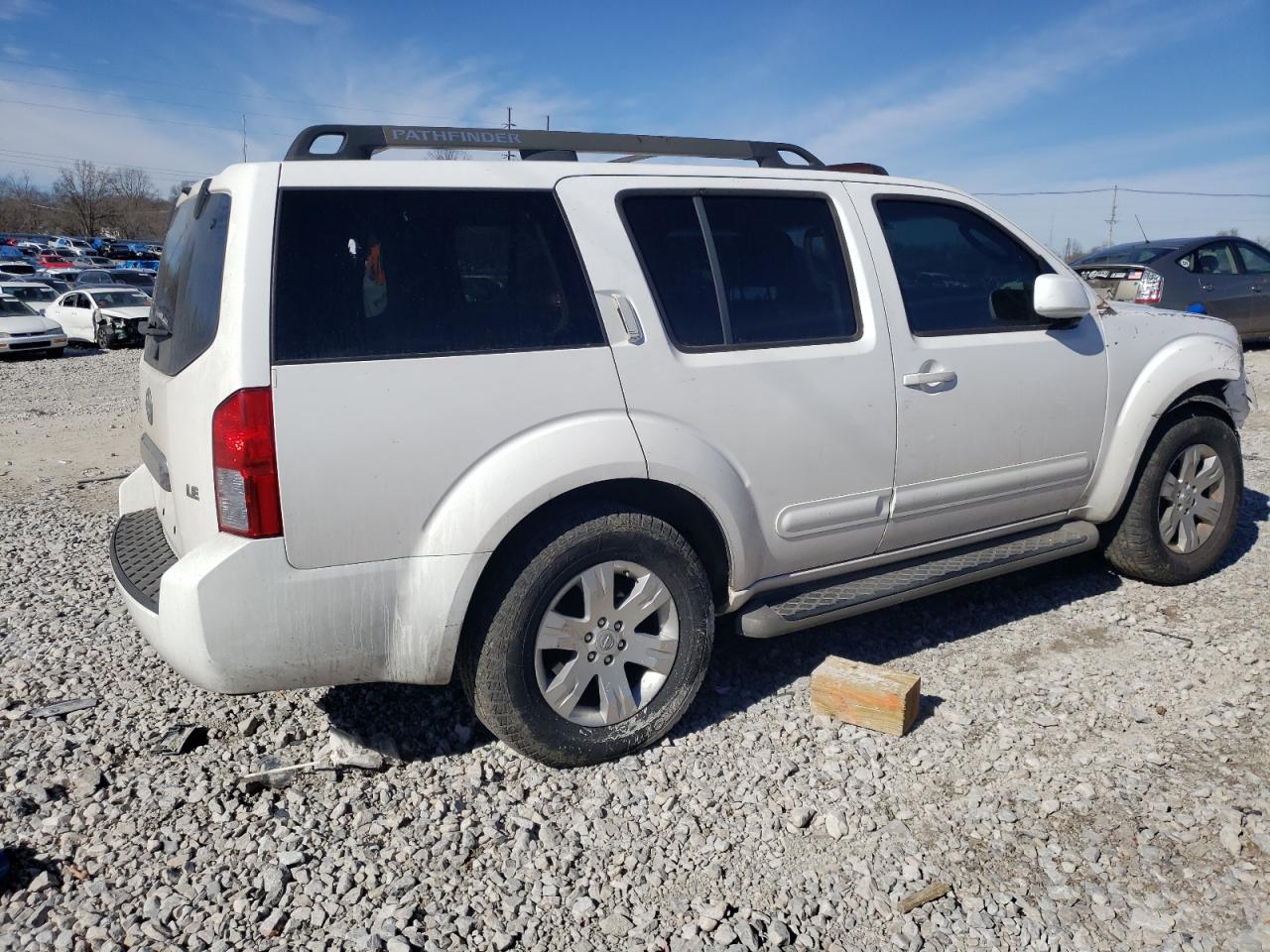 Photo 2 VIN: 5N1AR18W37C648106 - NISSAN PATHFINDER 