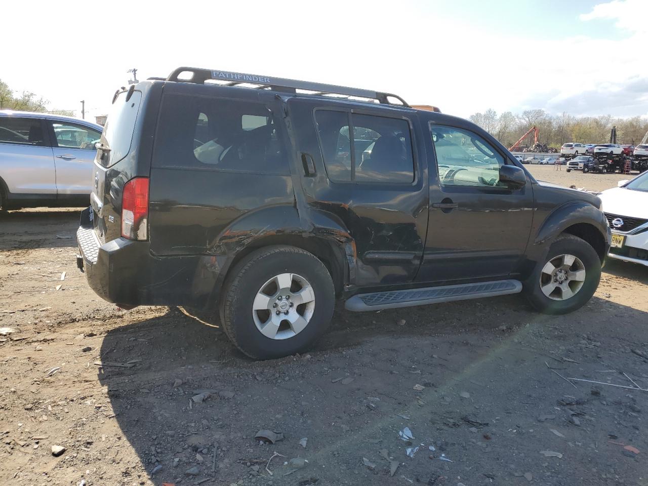 Photo 2 VIN: 5N1AR18W45C771586 - NISSAN PATHFINDER 