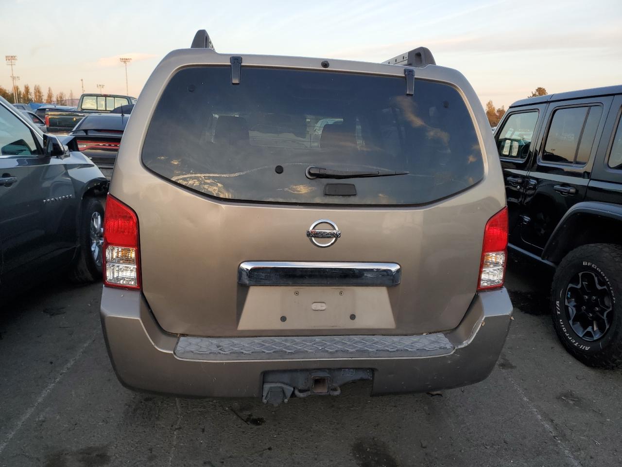 Photo 5 VIN: 5N1AR18W55C760807 - NISSAN PATHFINDER 