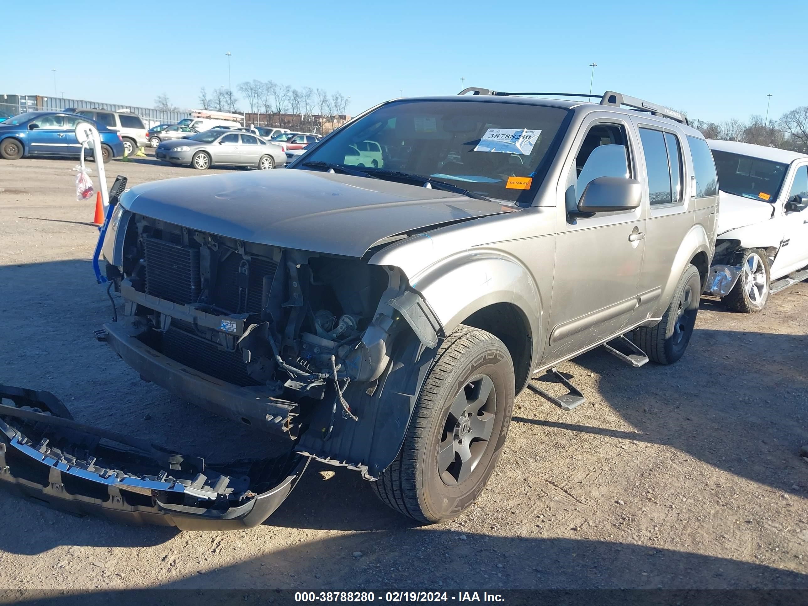 Photo 1 VIN: 5N1AR18W76C610828 - NISSAN PATHFINDER 