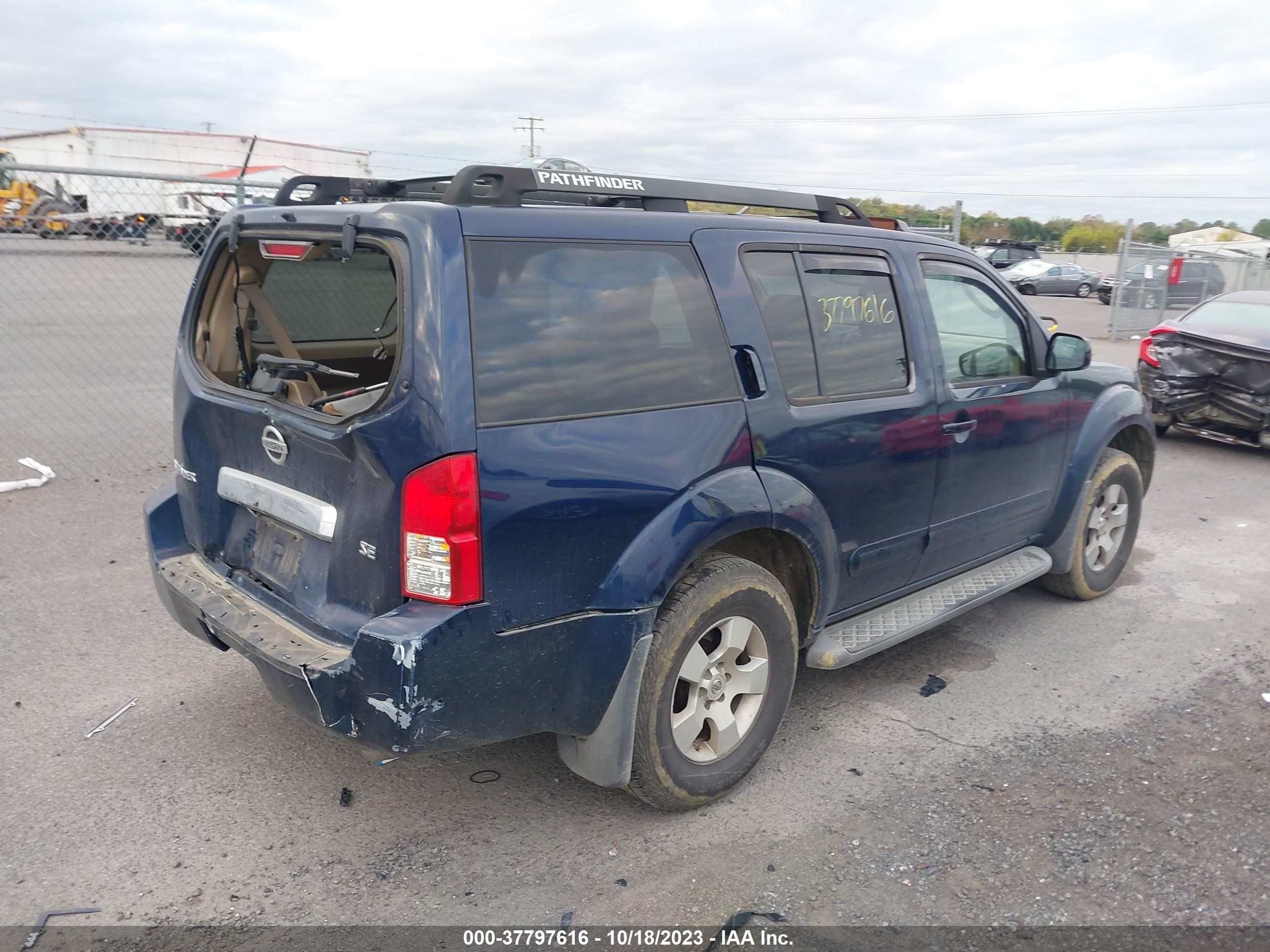 Photo 3 VIN: 5N1AR18W96C610071 - NISSAN PATHFINDER 