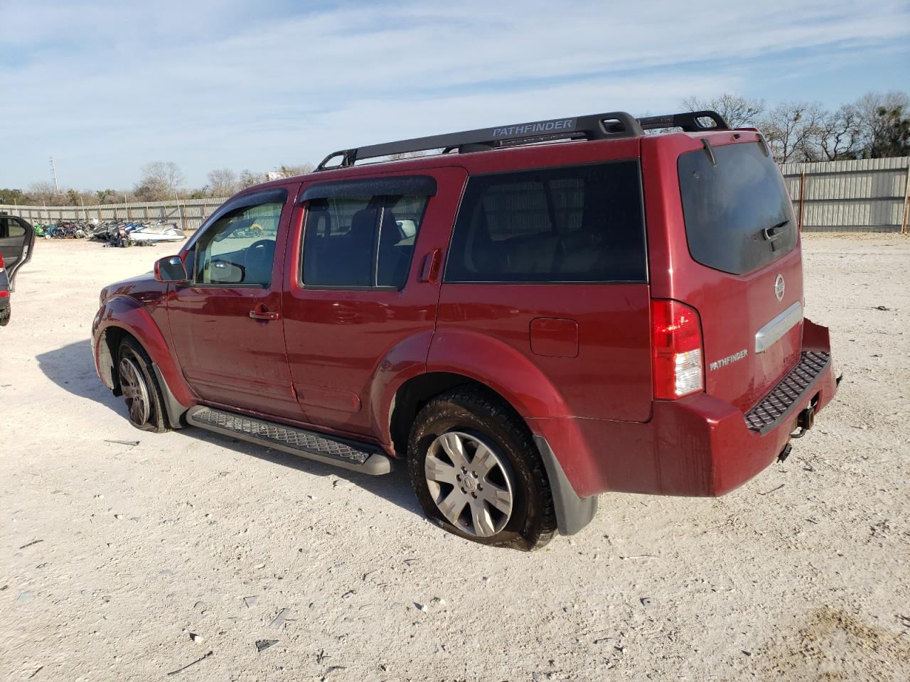 Photo 1 VIN: 5N1AR18WX5C702580 - NISSAN PATHFINDER 