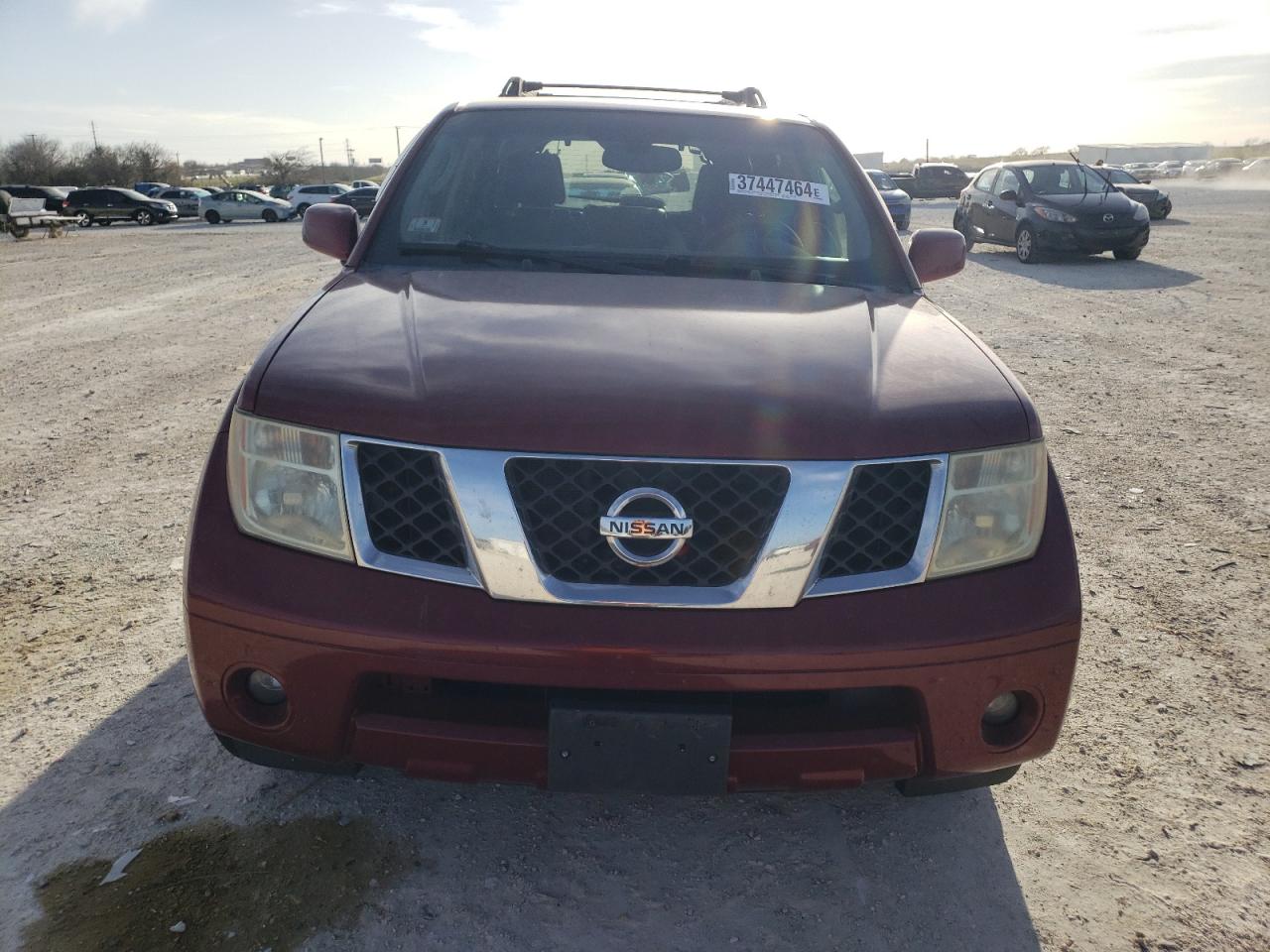 Photo 4 VIN: 5N1AR18WX5C702580 - NISSAN PATHFINDER 